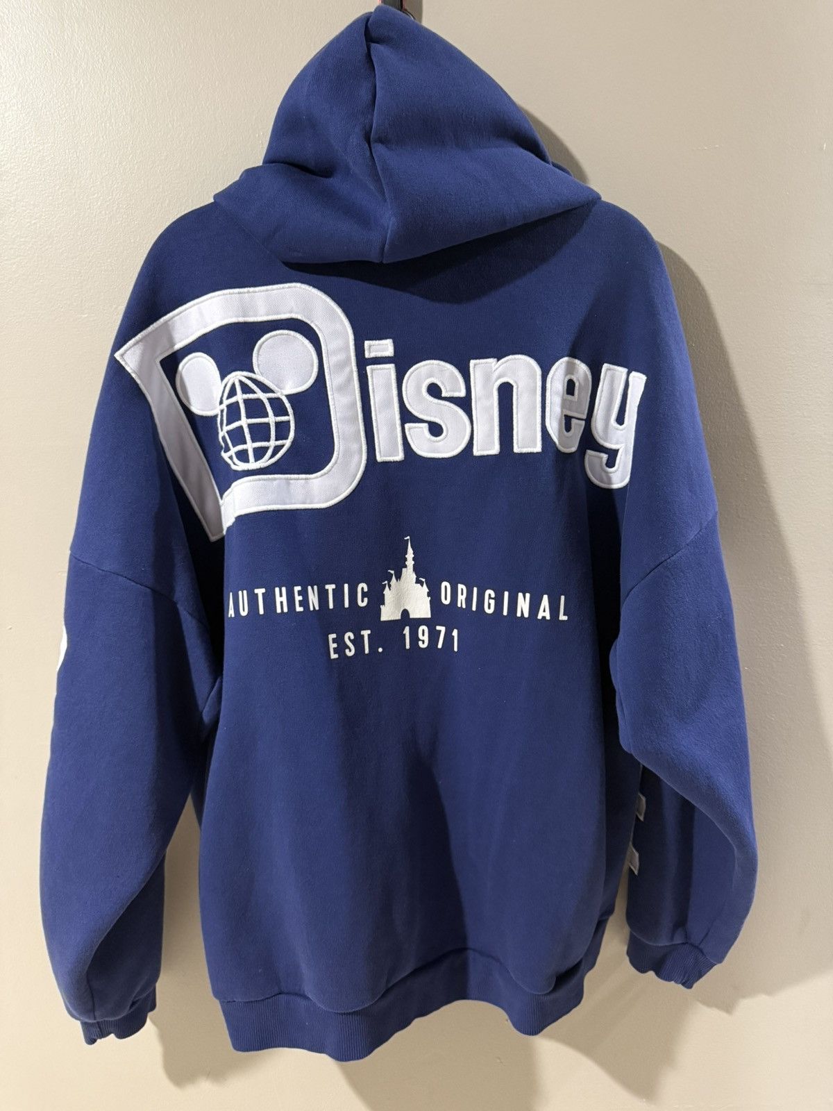 Disney Disney hoodie Size US XL / EU 56 / 4 - 2 Thumbnail