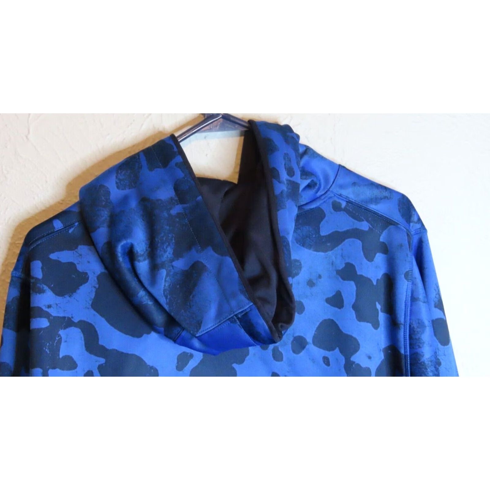 Under Armour Under Armour Hoodie Pullover Adult L Blue Camo Logo Pocket Pouch Breathable Size US L / EU 52-54 / 3 - 6 Thumbnail