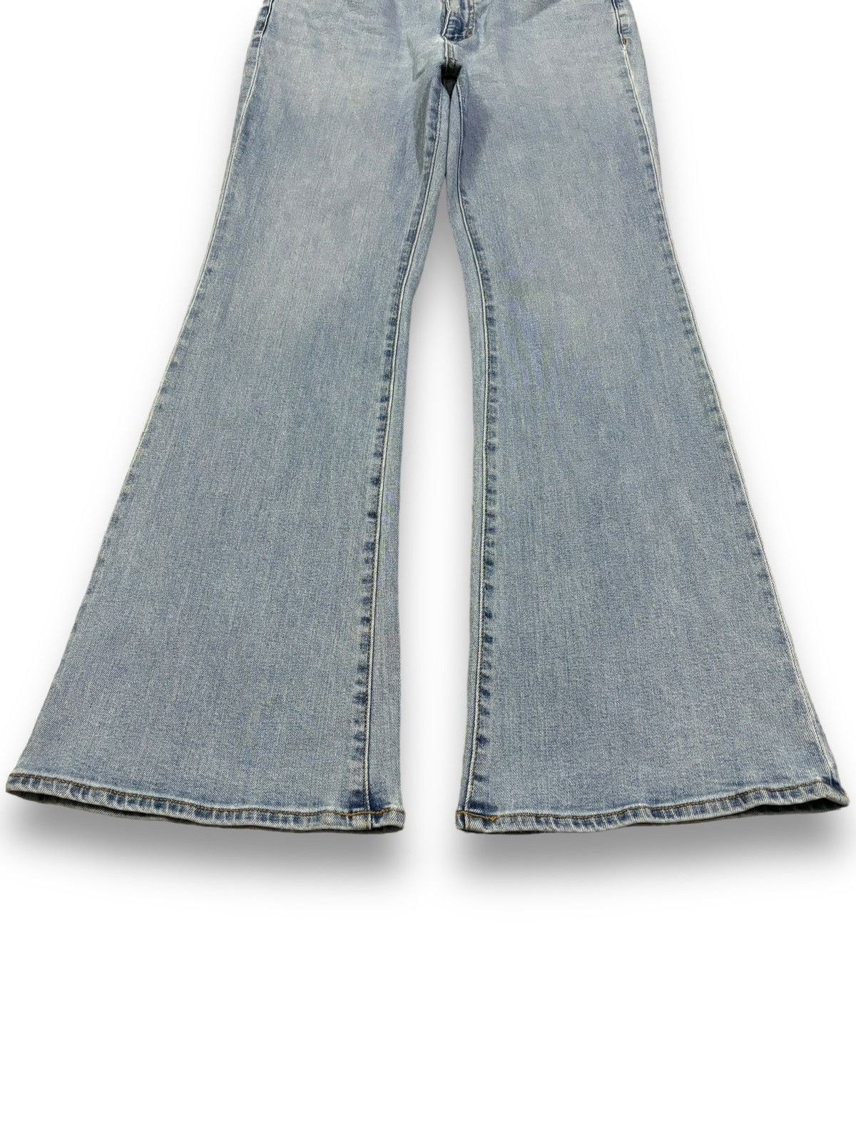 GU × Undercover Japanese Brand GU Blue Washed Flare Bell Bottom Jeans Size US 28 / EU 44 - 7 Thumbnail