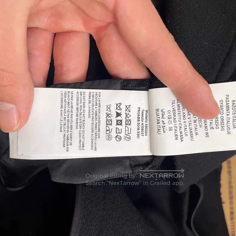 Versace Versace Black wool coat Size M / US 6-8 / IT 42-44 - 9 Thumbnail