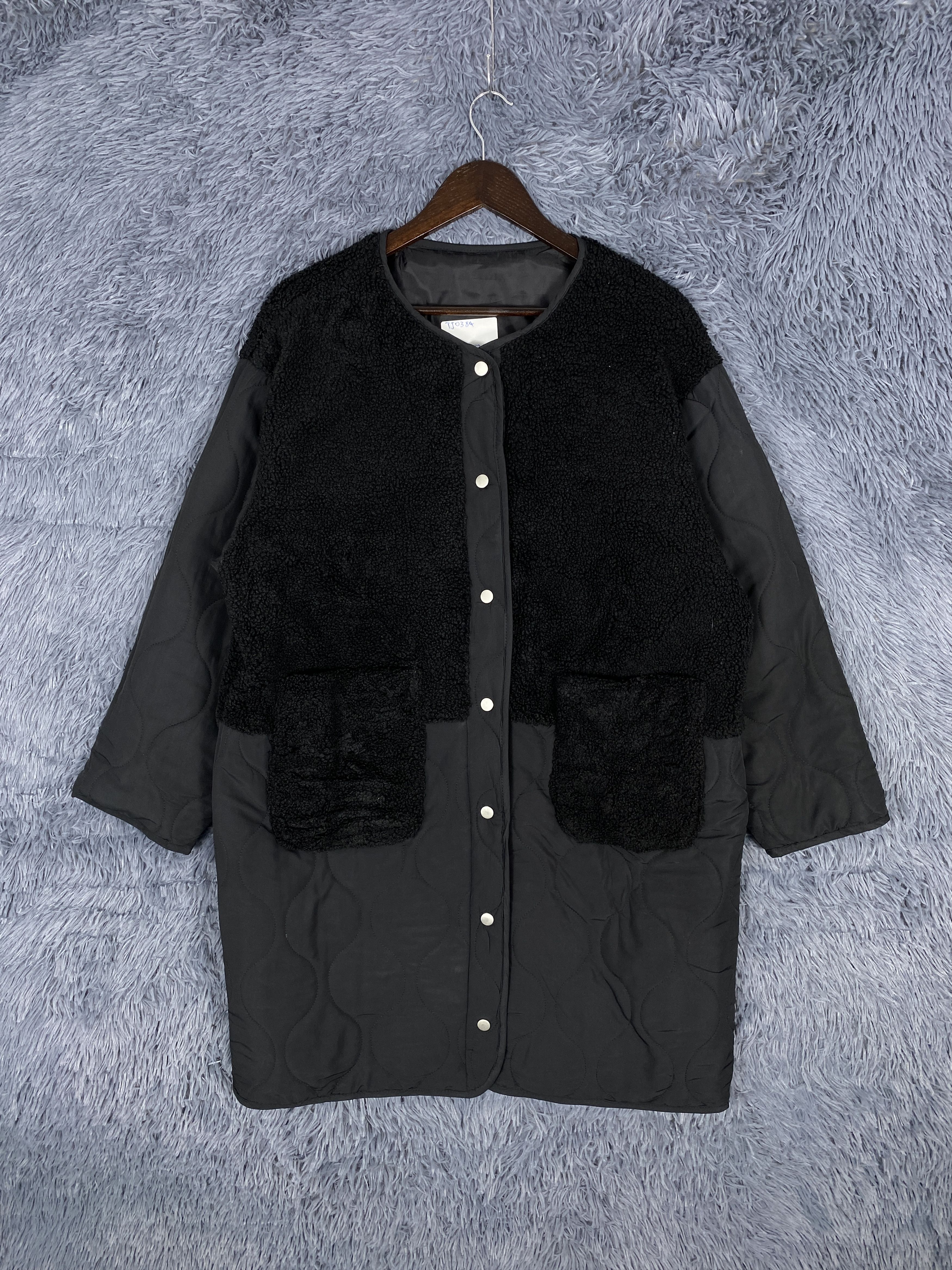 Japanese Brand Vintage Japanese Minimalist Quilted & Faux Shearling Jacket Size XL / US 12-14 / IT 48-50 - 1 Thumbnail