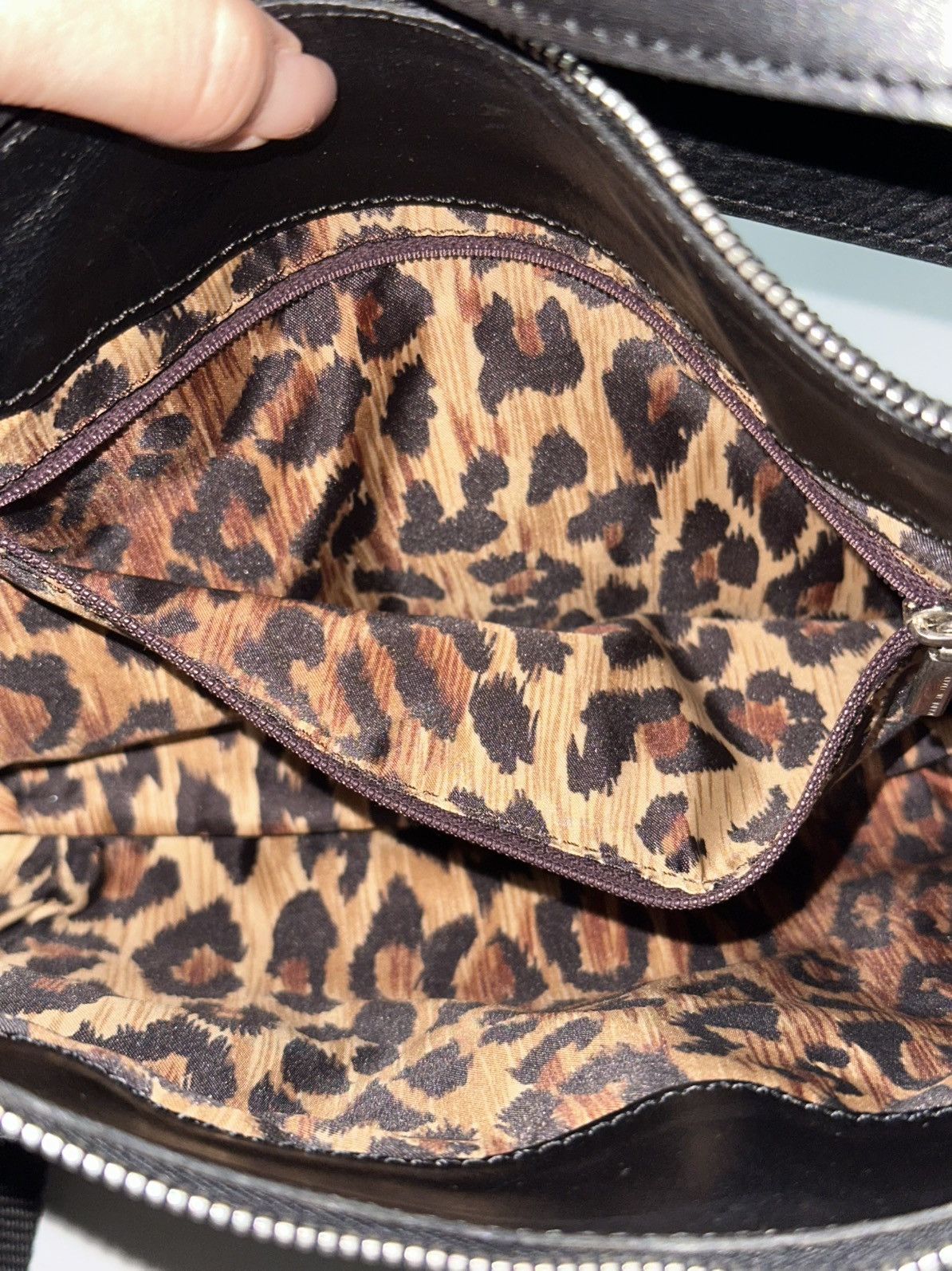 Dolce & Gabbana DOLCE&GABBANA Fall Winter 2003 Bondage Leather Shoulder Bag Size ONE SIZE - 9 Thumbnail