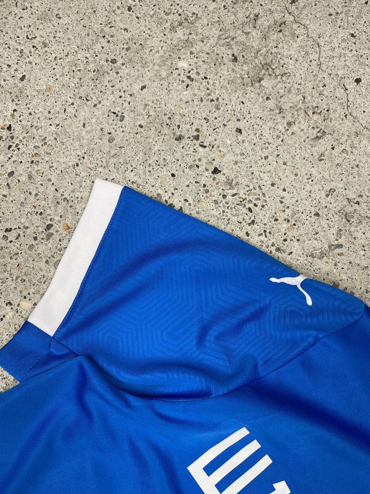 Puma Sebastian Szymański puma dynamo moscow football jersey Size US M / EU 48-50 / 2 - 10 Thumbnail