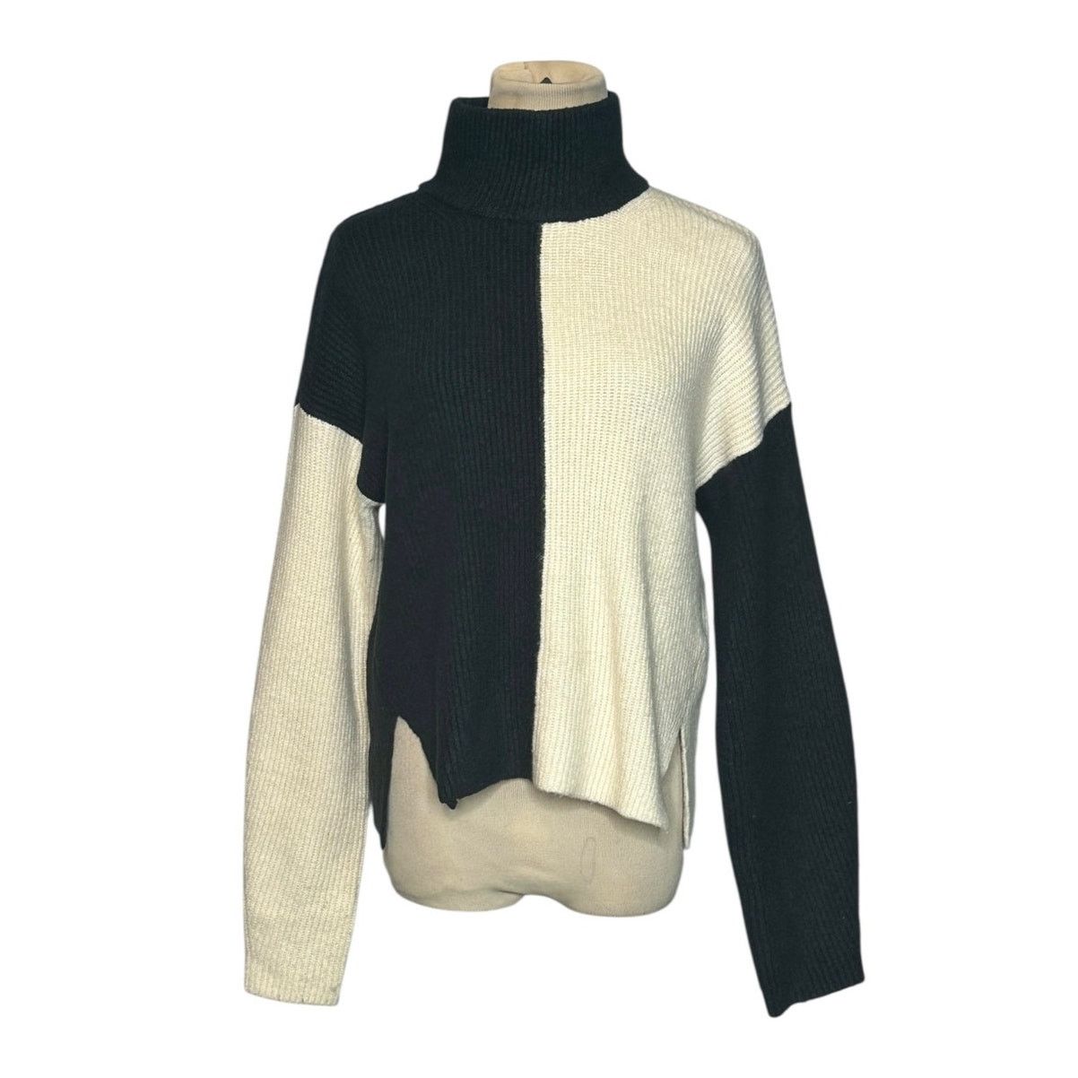 Abercrombie & Fitch Abercrombie & Fitch Color Block Pullover Sweater Size XS Size XS / US 0-2 / IT 36-38 - 1 Thumbnail
