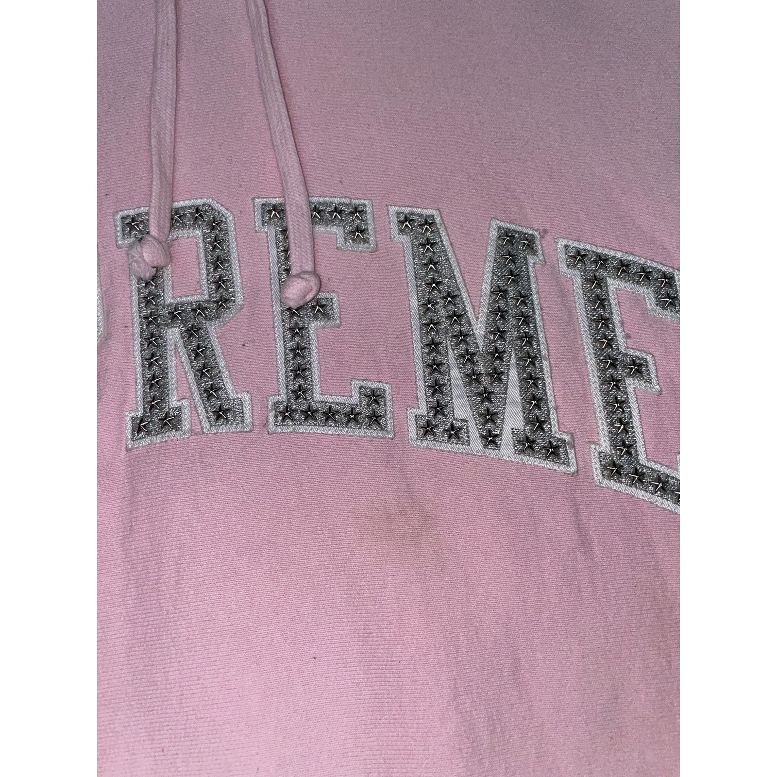 Supreme Supreme Studded Arc Logo Pink Pullover Hoodie Size US L / EU 52-54 / 3 - 3 Thumbnail
