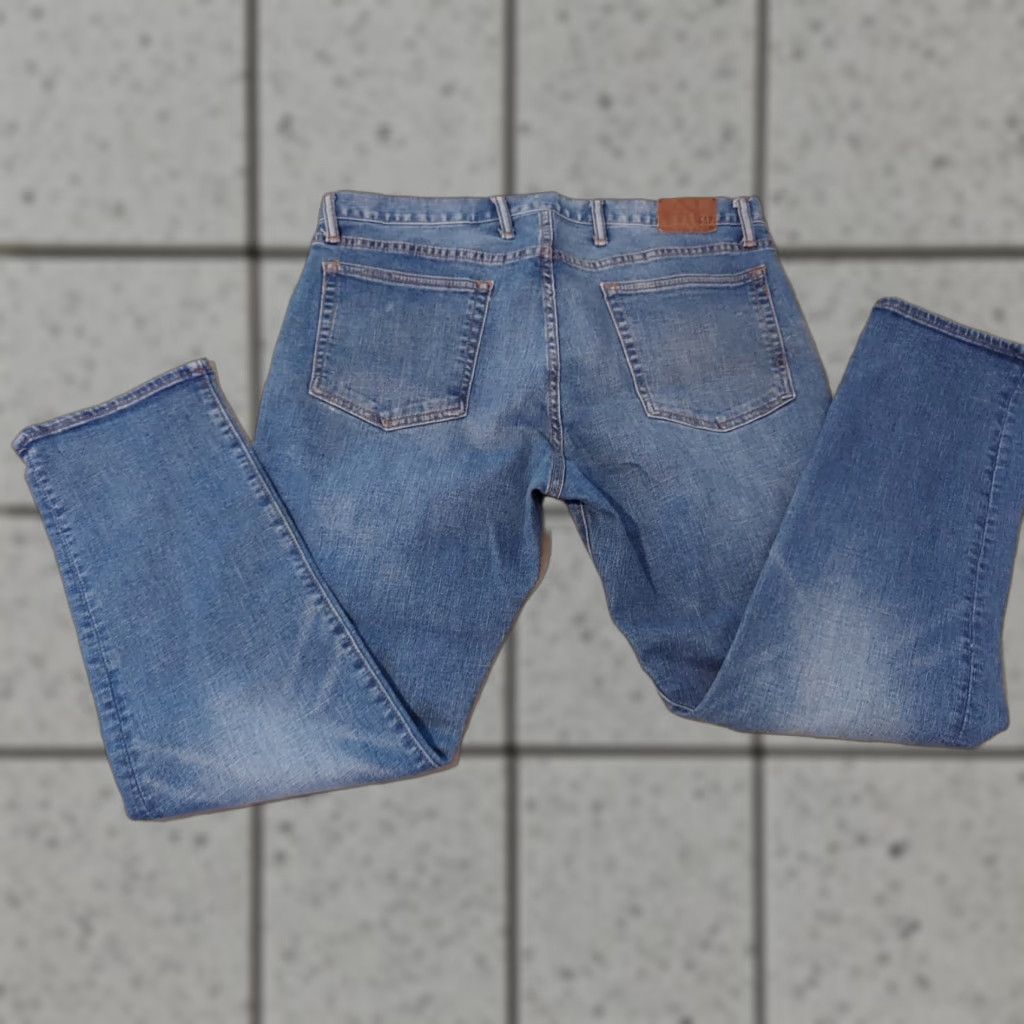 Gap Mens Gap Jeans Slim Straight 36x30 38x30 Denim Stretch Blue 36 Mens Jeans Slim Straight Stretch Denim Size 36 Inseam 30 Size US 36 / EU 52 - 1 Thumbnail
