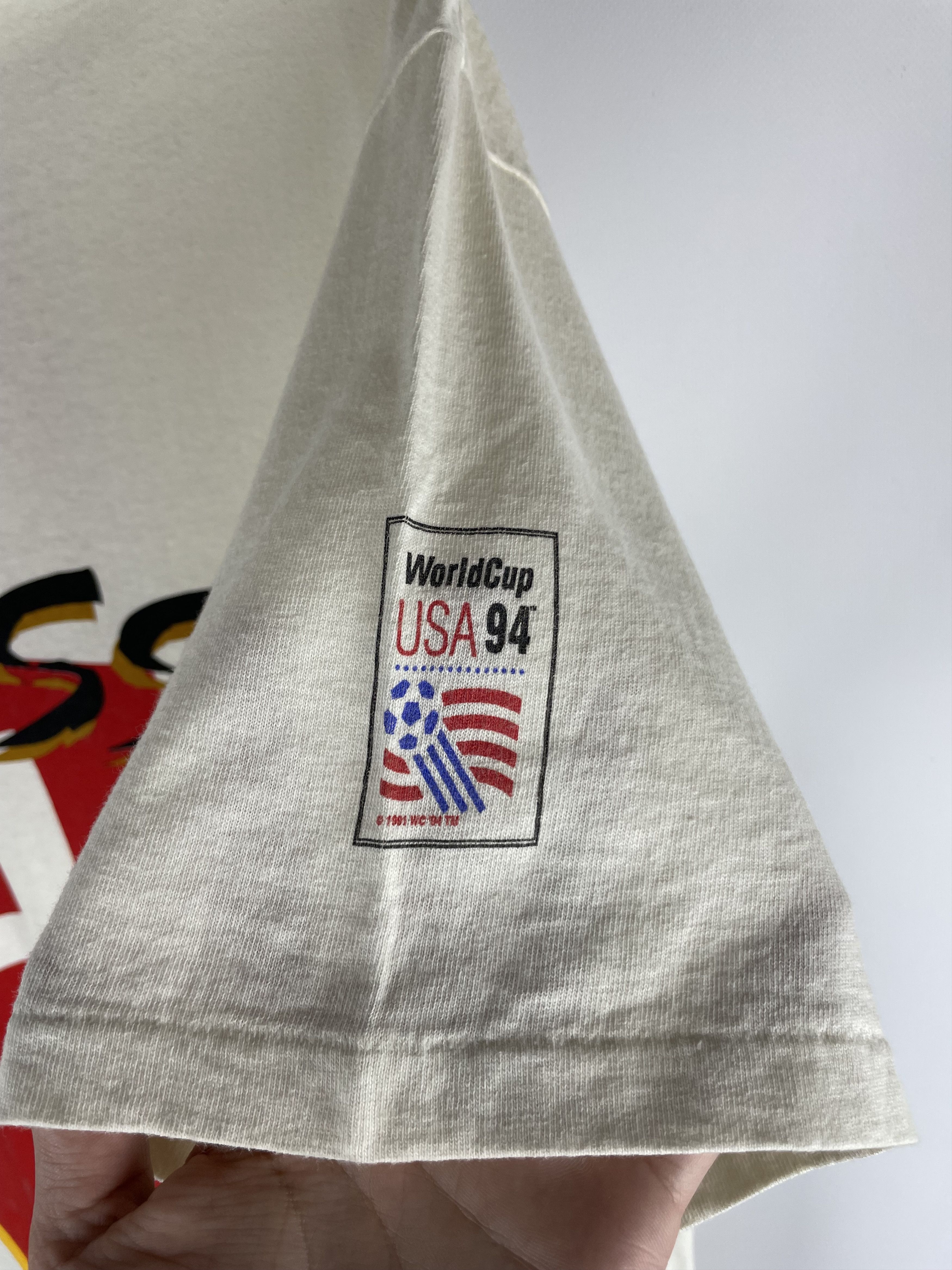 Vintage Vintage 1994 Suisse World Cup USA T Shirt Football Size US XL / EU 56 / 4 - 5 Thumbnail