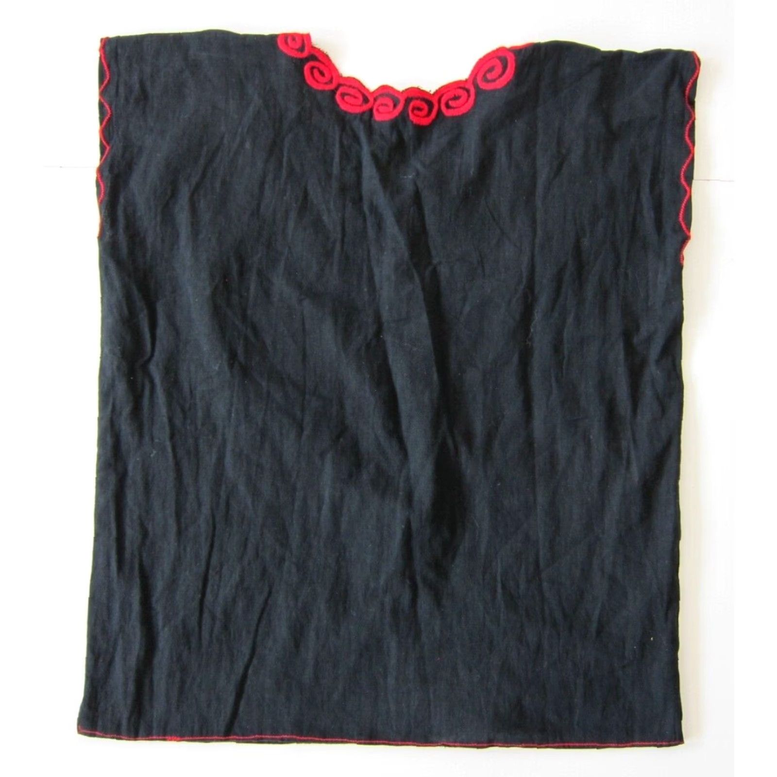 Vintage VINTAGE Handmade Ethnic Cotton Black Red Embroidered Floral Peasant Blouse M-L Size L / US 10 / IT 46 - 2 Thumbnail