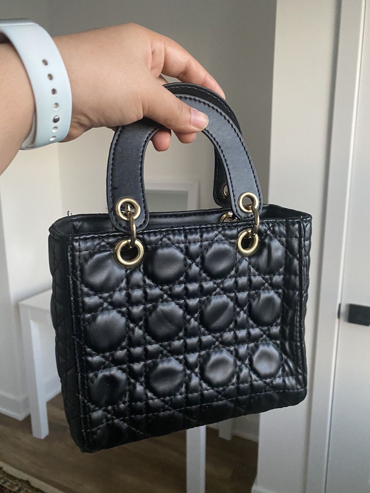 Other Womens Small Black Crossbody Purse Ladies Handbag Size ONE SIZE - 4 Thumbnail