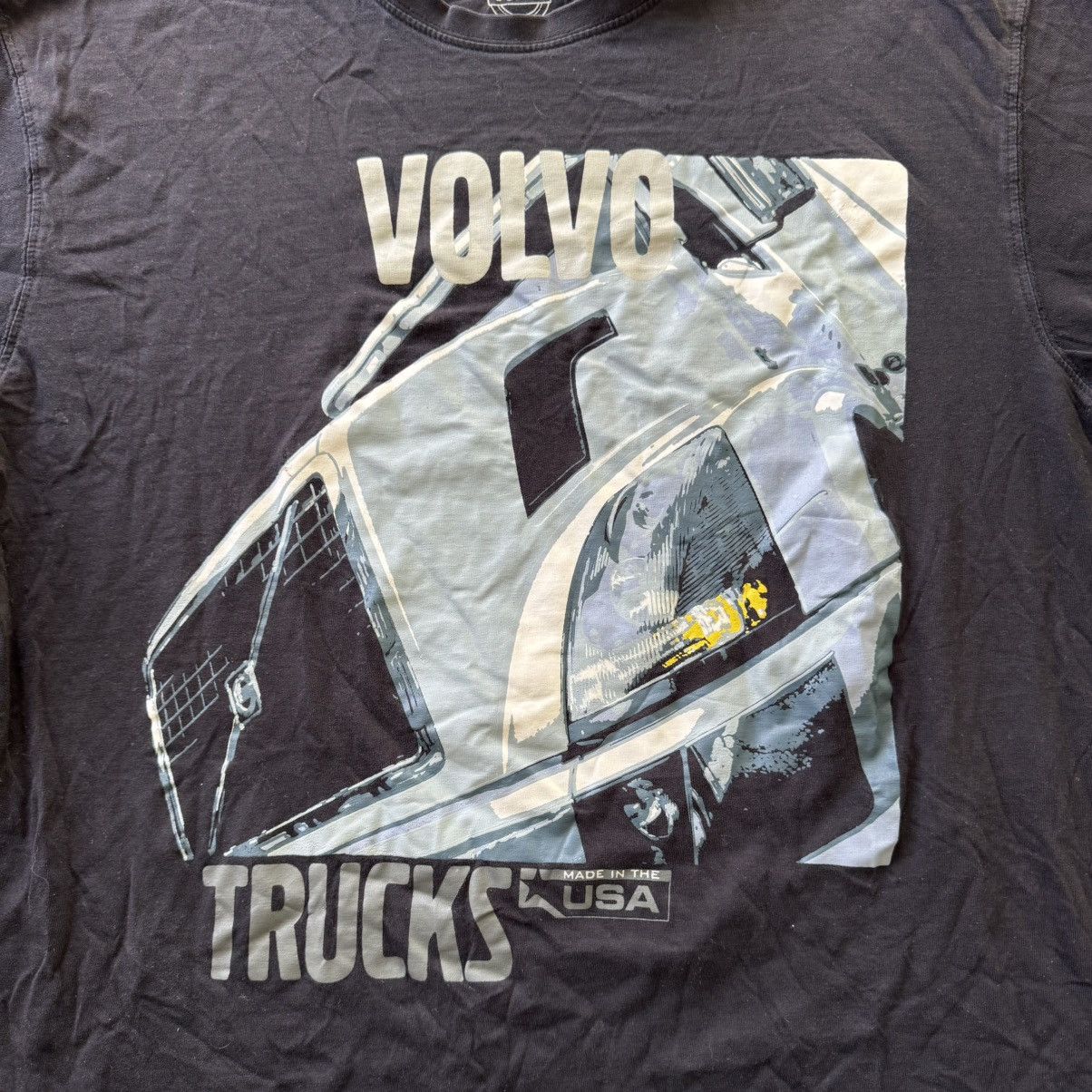 Other Volvo Trucks Graphic Tee Size US L / EU 52-54 / 3 - 3 Thumbnail