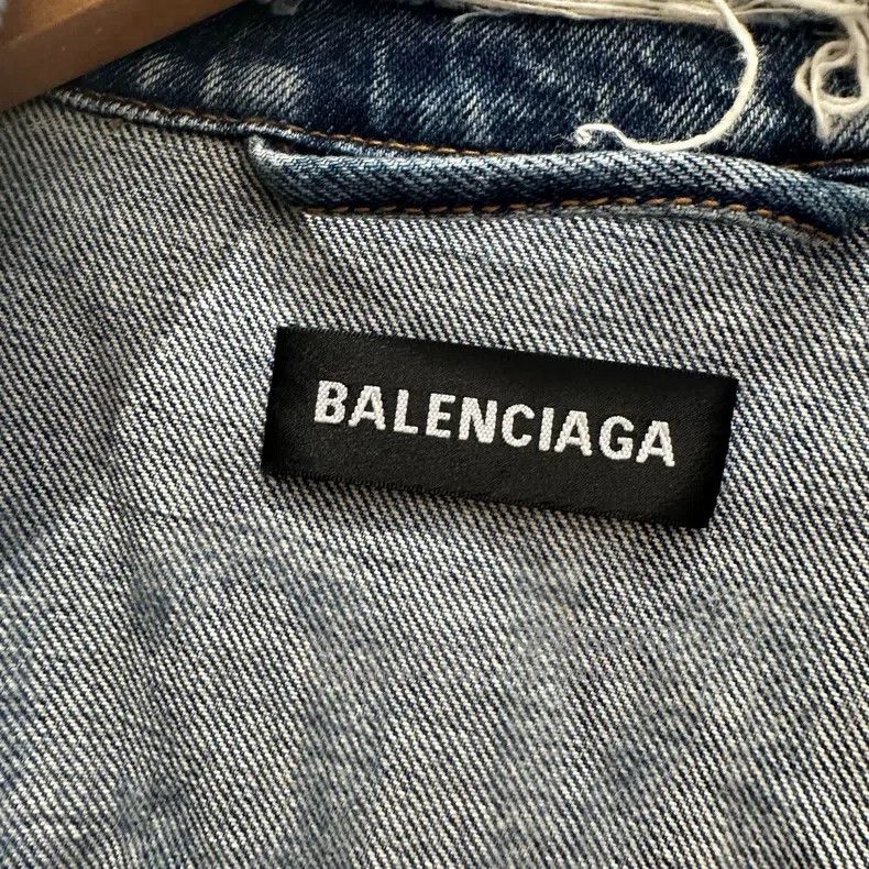 Balenciaga Balenciaga Blue wash denim jacket Size US S / EU 44-46 / 1 - 3 Thumbnail
