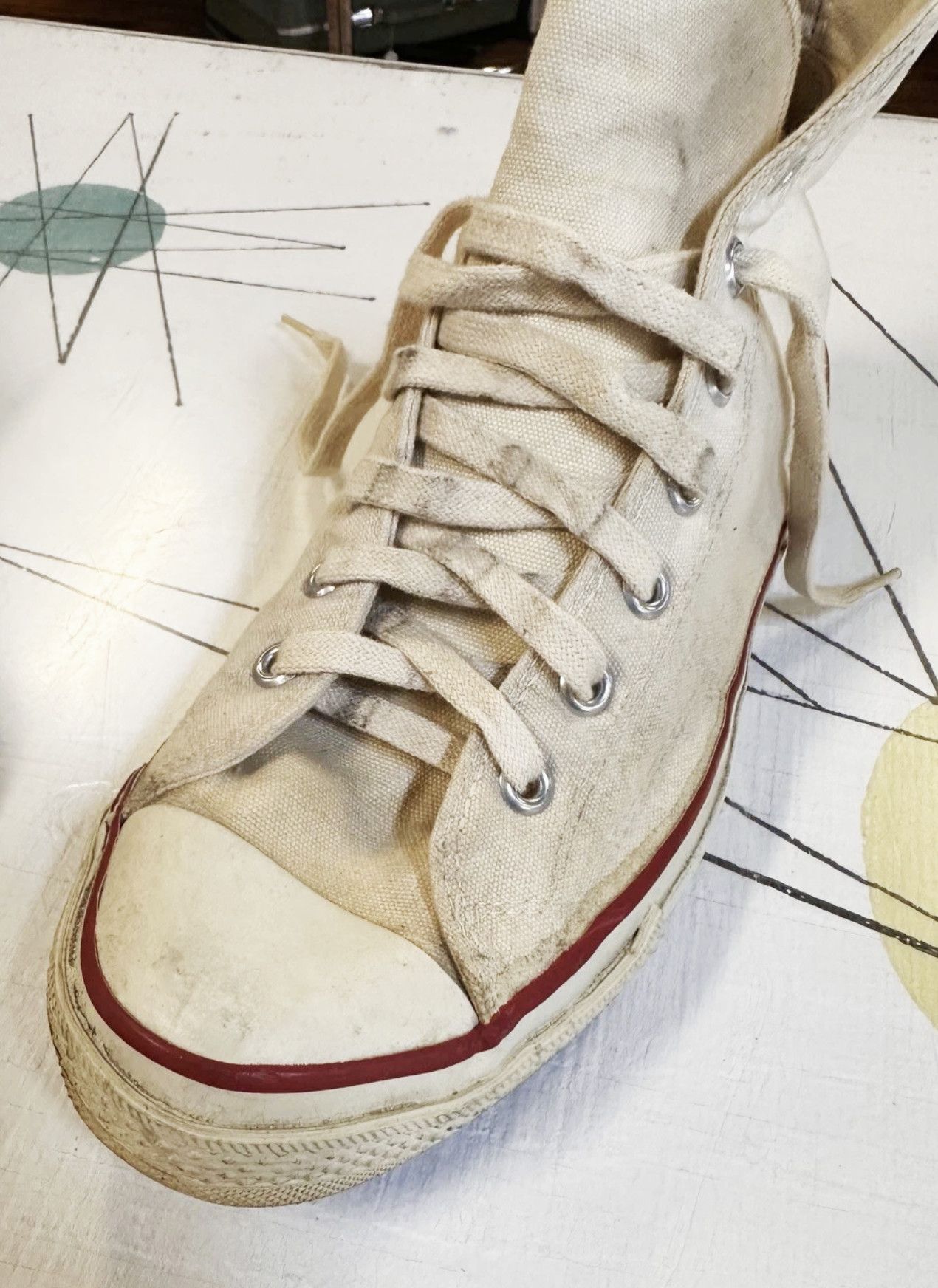 Converse 1963 Converse Chuck Taylors Great Condition Size US 9.5 / EU 42-43 - 2 Thumbnail
