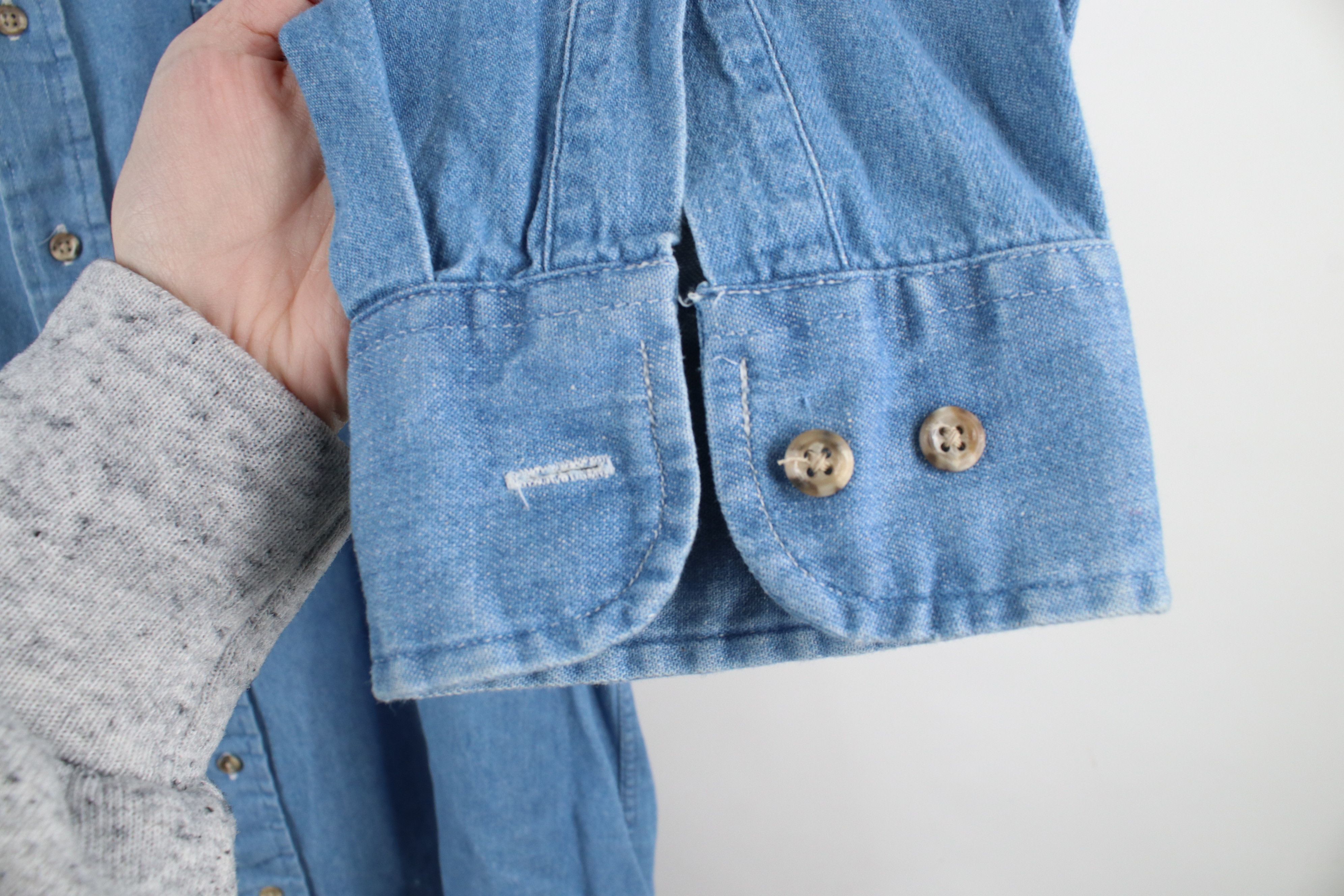 Vintage Vintage 90s Streetwear Tabasco Hot Sauce Denim Button Shirt Size US XL / EU 56 / 4 - 6 Thumbnail