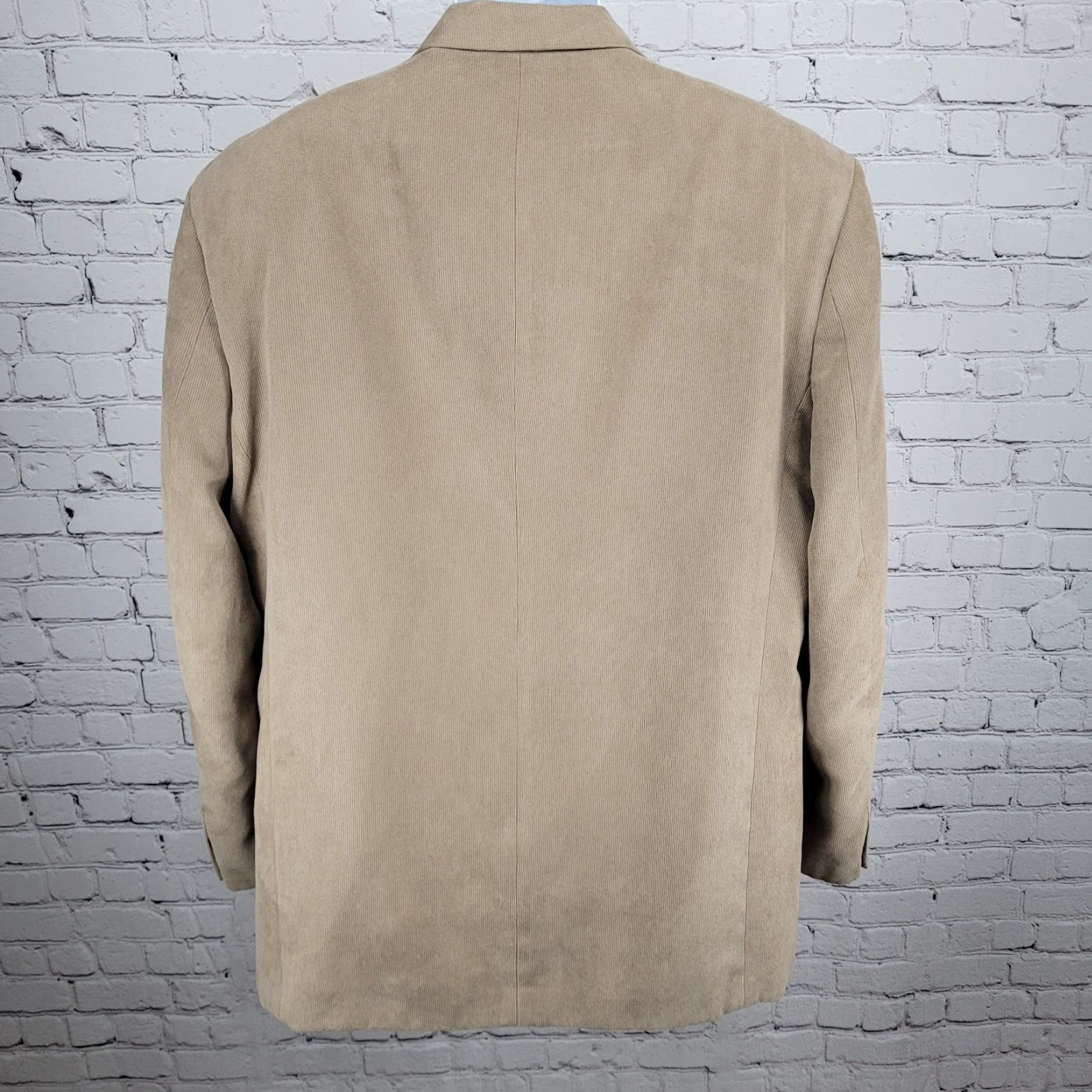 Vintage VINTAGE Andrew Fezza Tan Microfiber 2 Button Ventless Notch Blazer Sport Coat 46L Size 46R - 2 Thumbnail