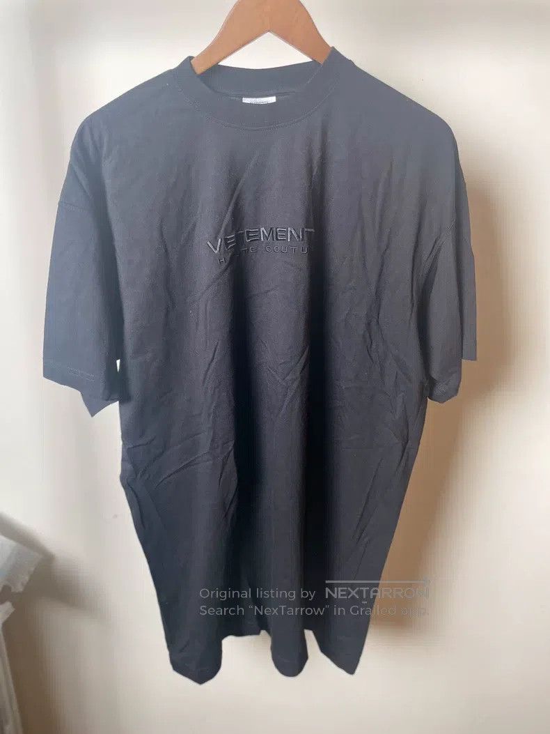 Vetements Embroidered T-Shirt XS Size