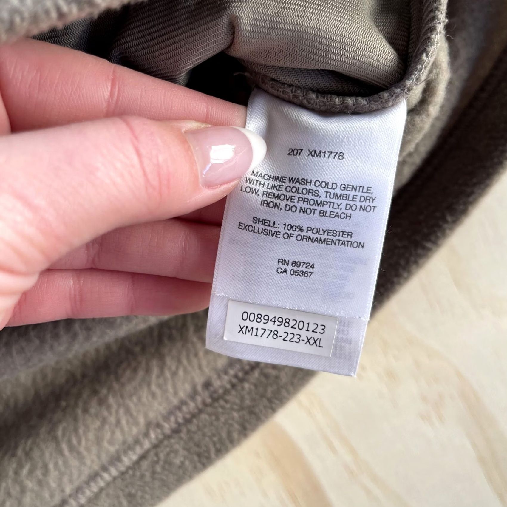 Vintage Columbia Vest Mens 2XL Brown Fleece Full Zip Pockets Outdoor Hiking XM1778-223 Size US XXL / EU 58 / 5 - 5 Thumbnail
