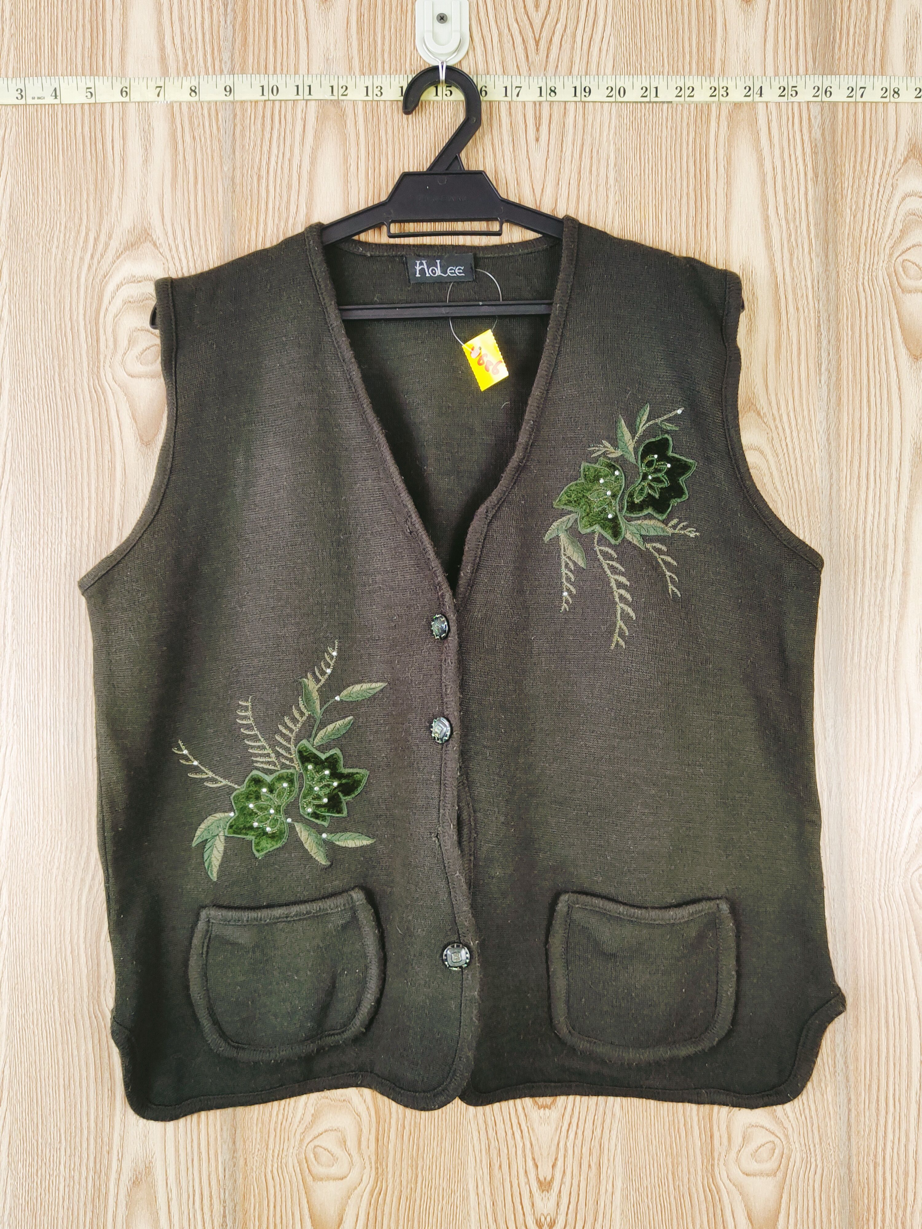Homespun Knitwear × Japanese Brand × Vintage Holee Dark Green Knitwear Button Up Vests #W686 Size L / US 10 / IT 46 - 1 Thumbnail