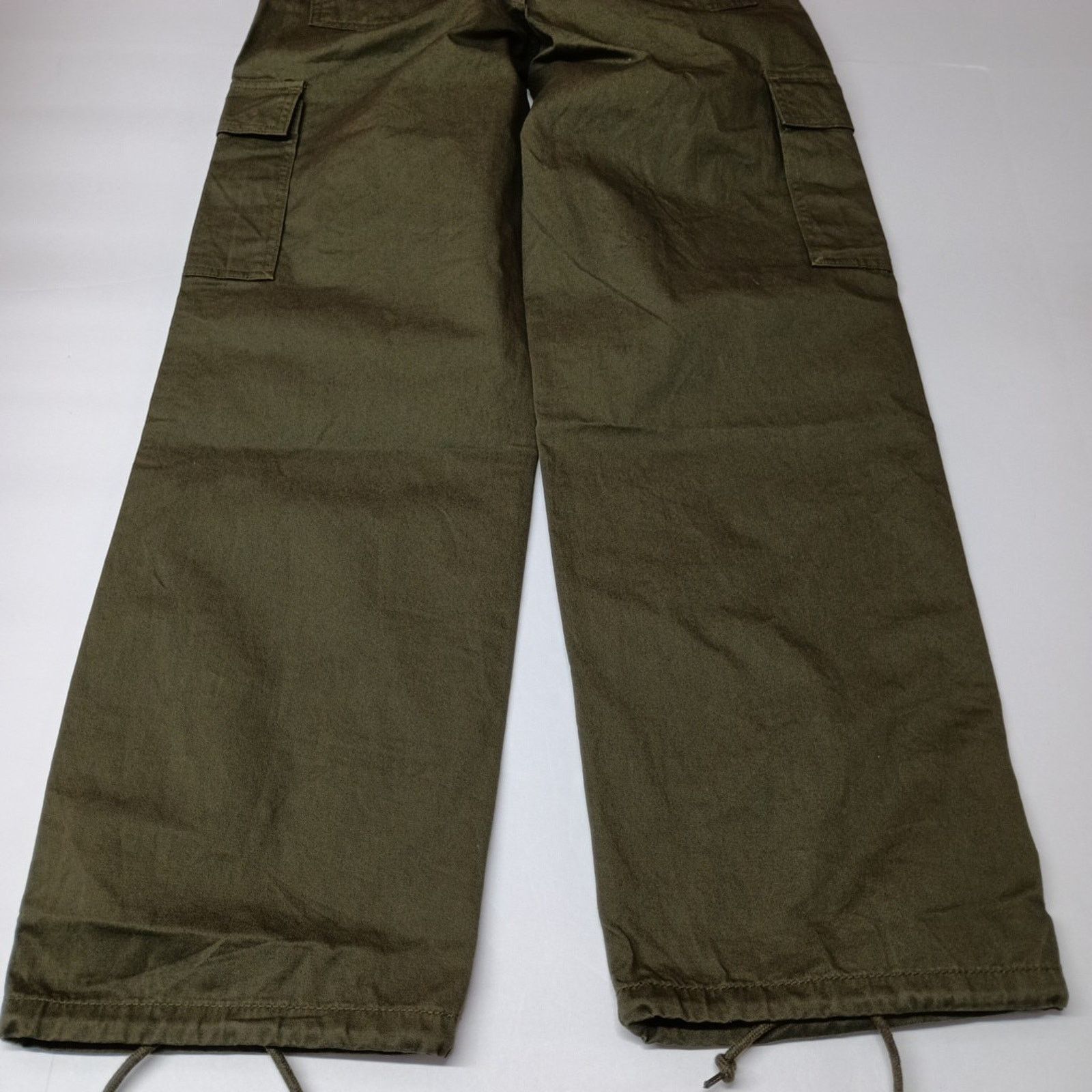 Levi's Levi's Women's '94 Baggy Cargo Pants Size 26x32 Green NWT Size 26" / US 2 / IT 38 - 8 Thumbnail