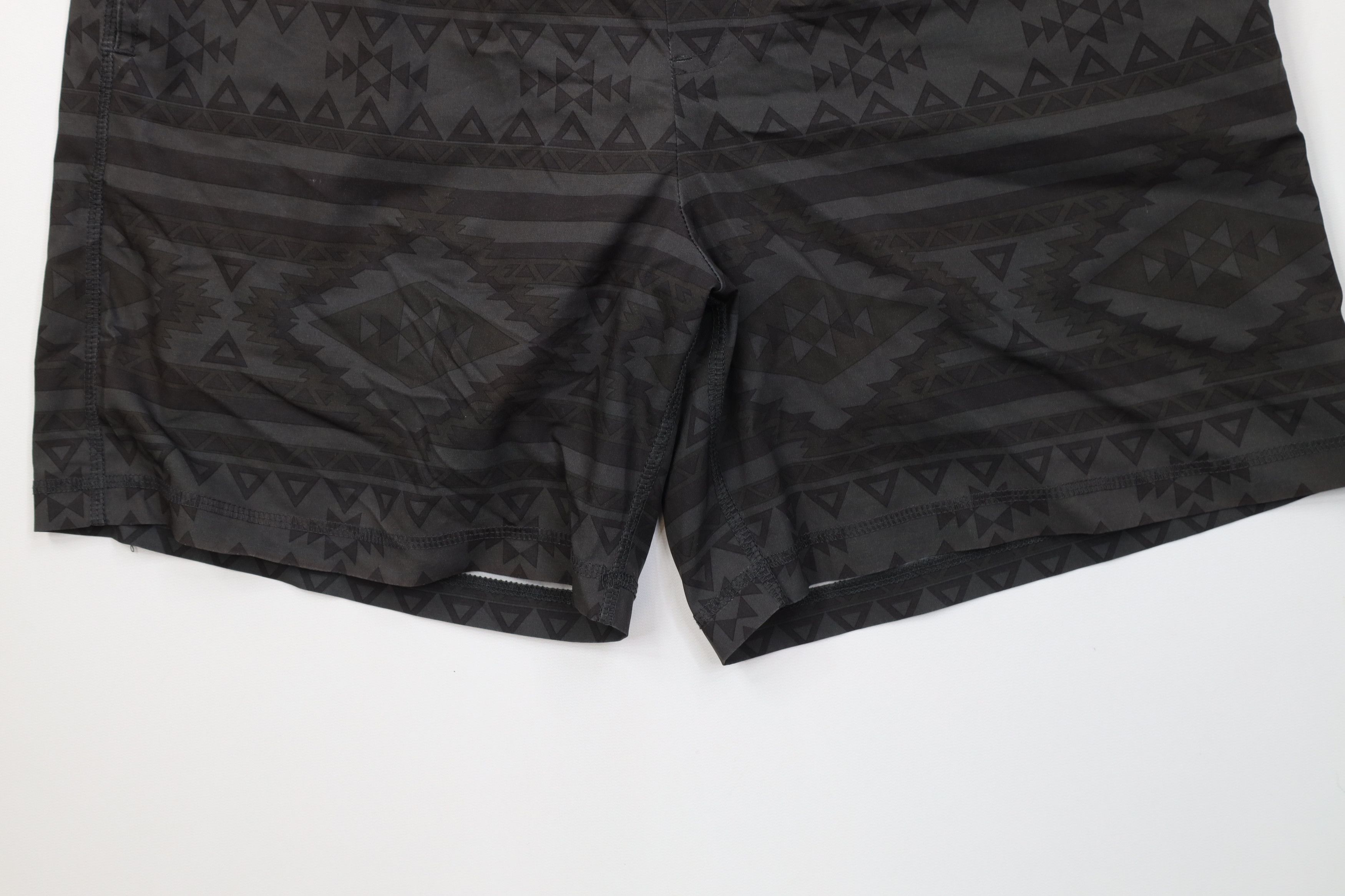 Chubbies Chubbies Lined The Quest Southwestern Above Knee Shorts Size US 32 / EU 48 - 4 Thumbnail