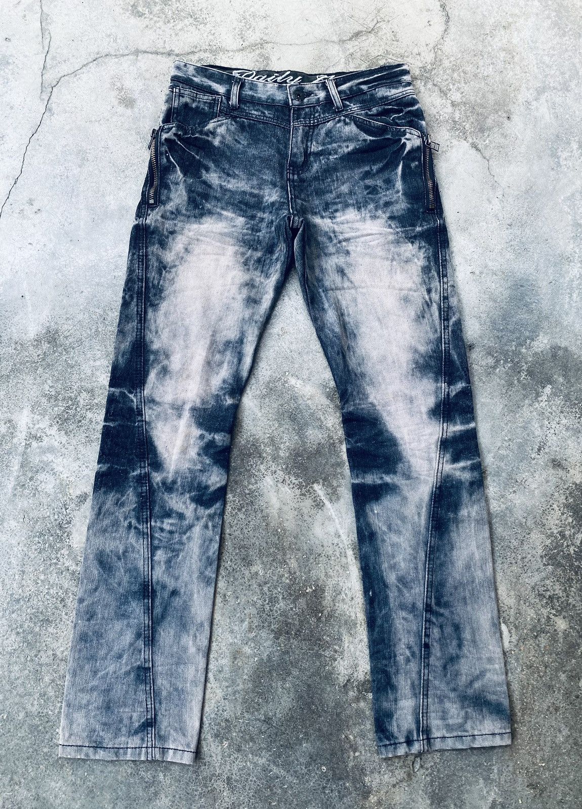 Japanese Brand Vintage Daily News Grabbed Feather Flared Denim Pants Size US 32 / EU 48 - 1 Thumbnail