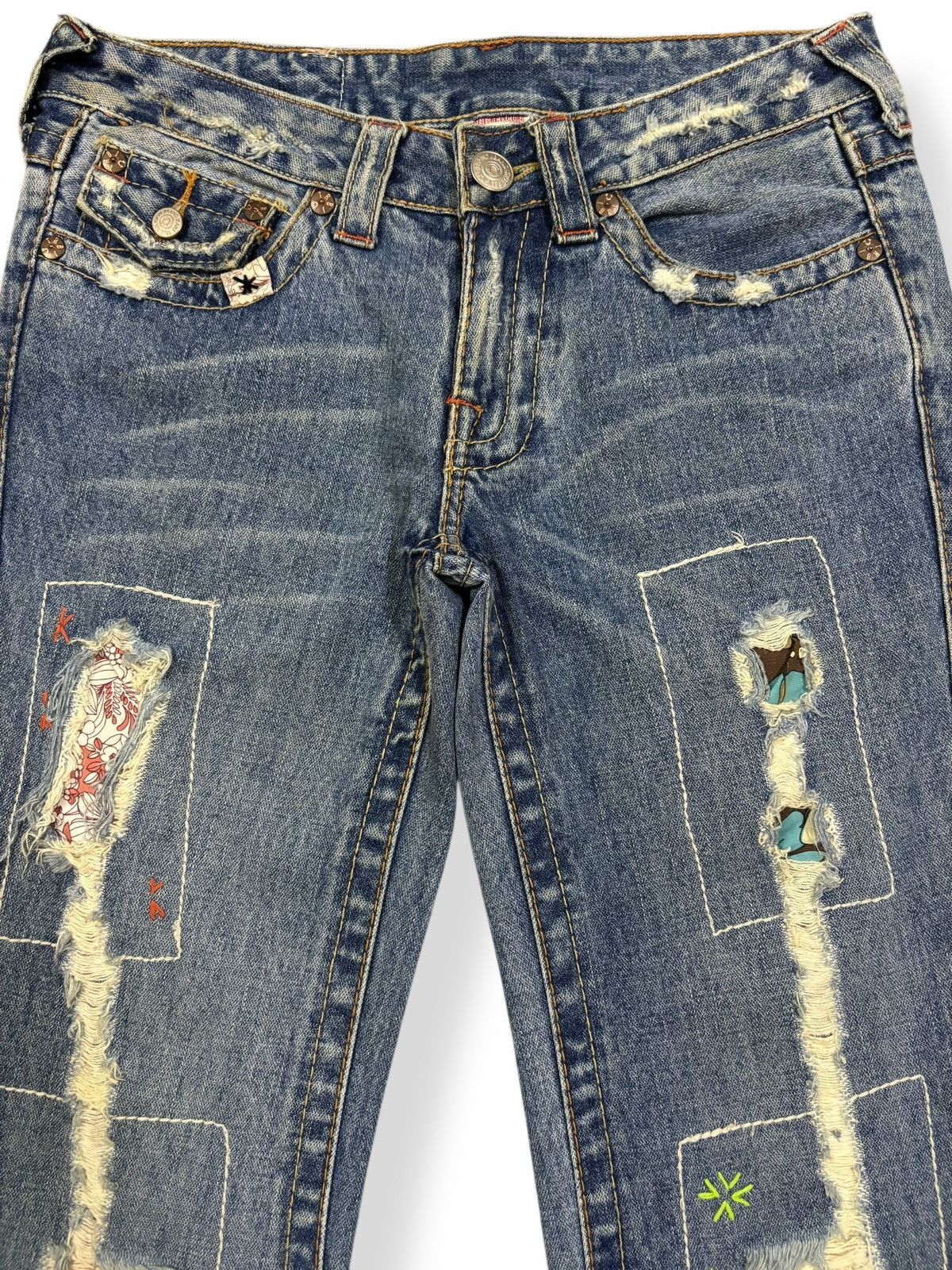 True Religion Vintage True Religion Woodstock Floral Patched Flare Jeans Size US 29 - 3 Thumbnail
