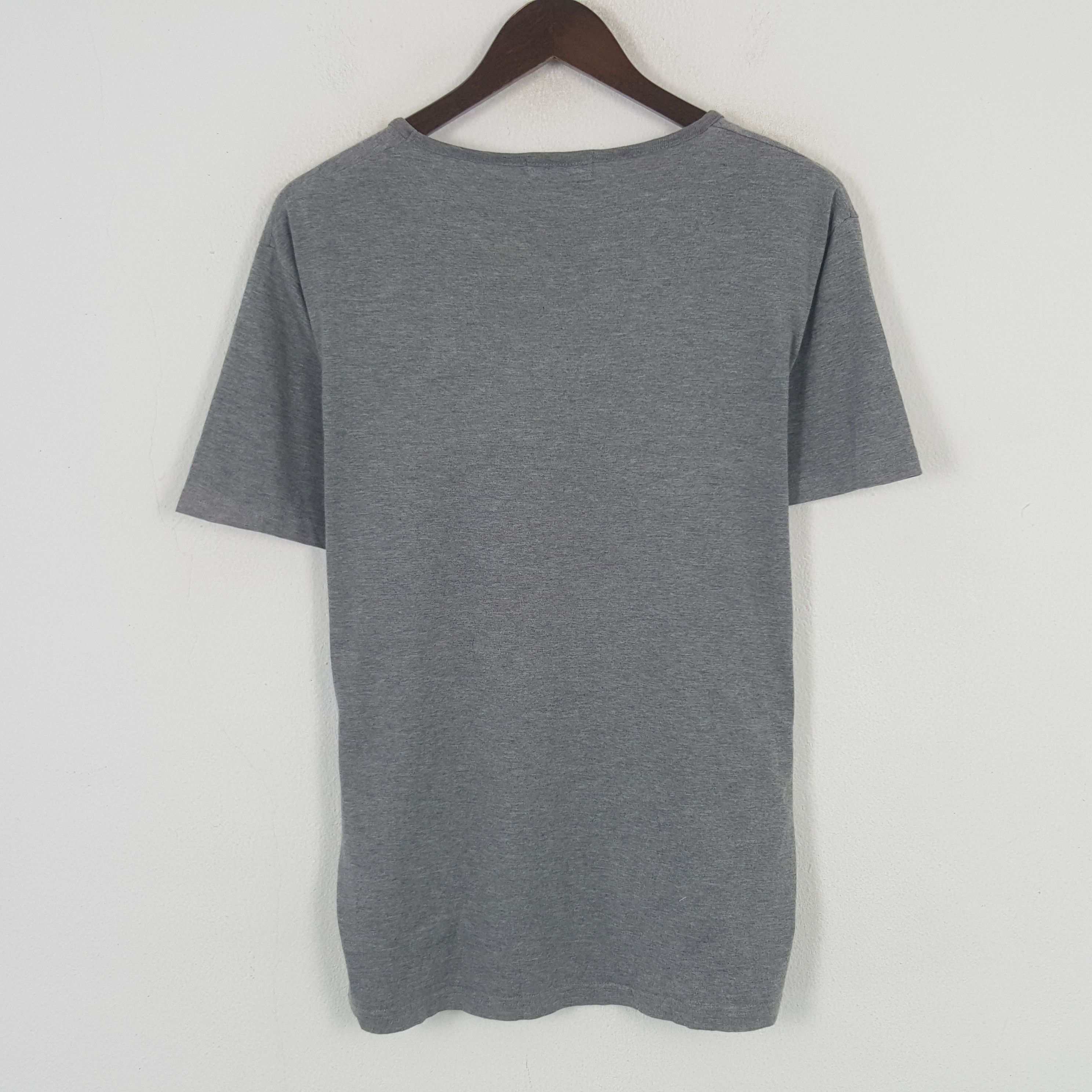 Burberry × Vintage Vintage Burberry London Custom Spell Out Tshirt Size L / US 10 / IT 46 - 3 Thumbnail