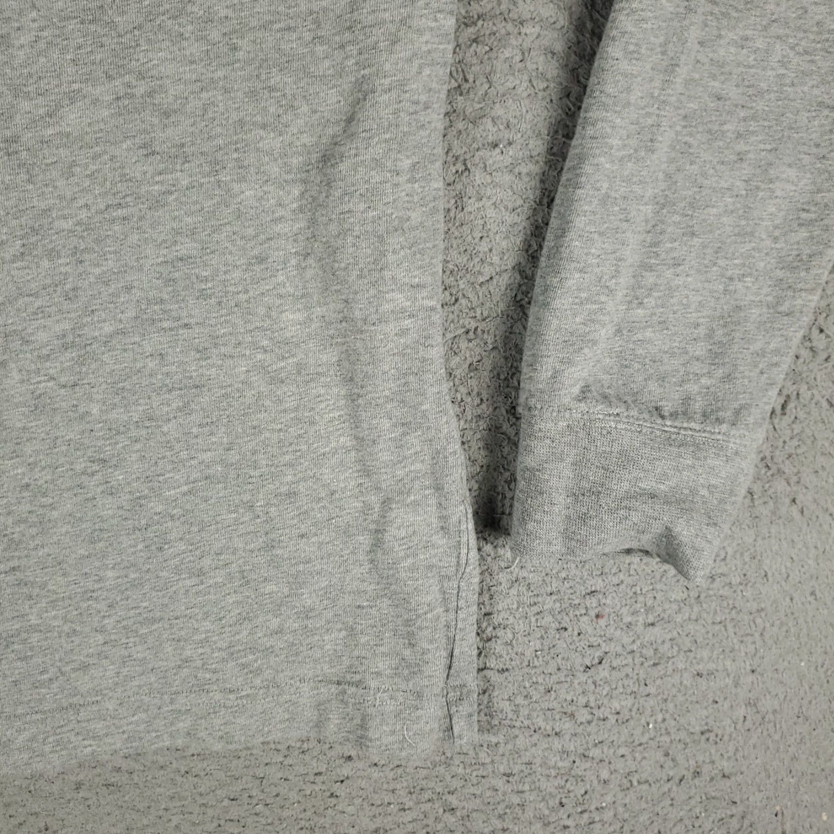 Nike Nike Shirt Mens Large Gray Swoosh Hoodie Long Sleeve Pullover Mock Neck Tagless Logo Size US L / EU 52-54 / 3 - 5 Thumbnail