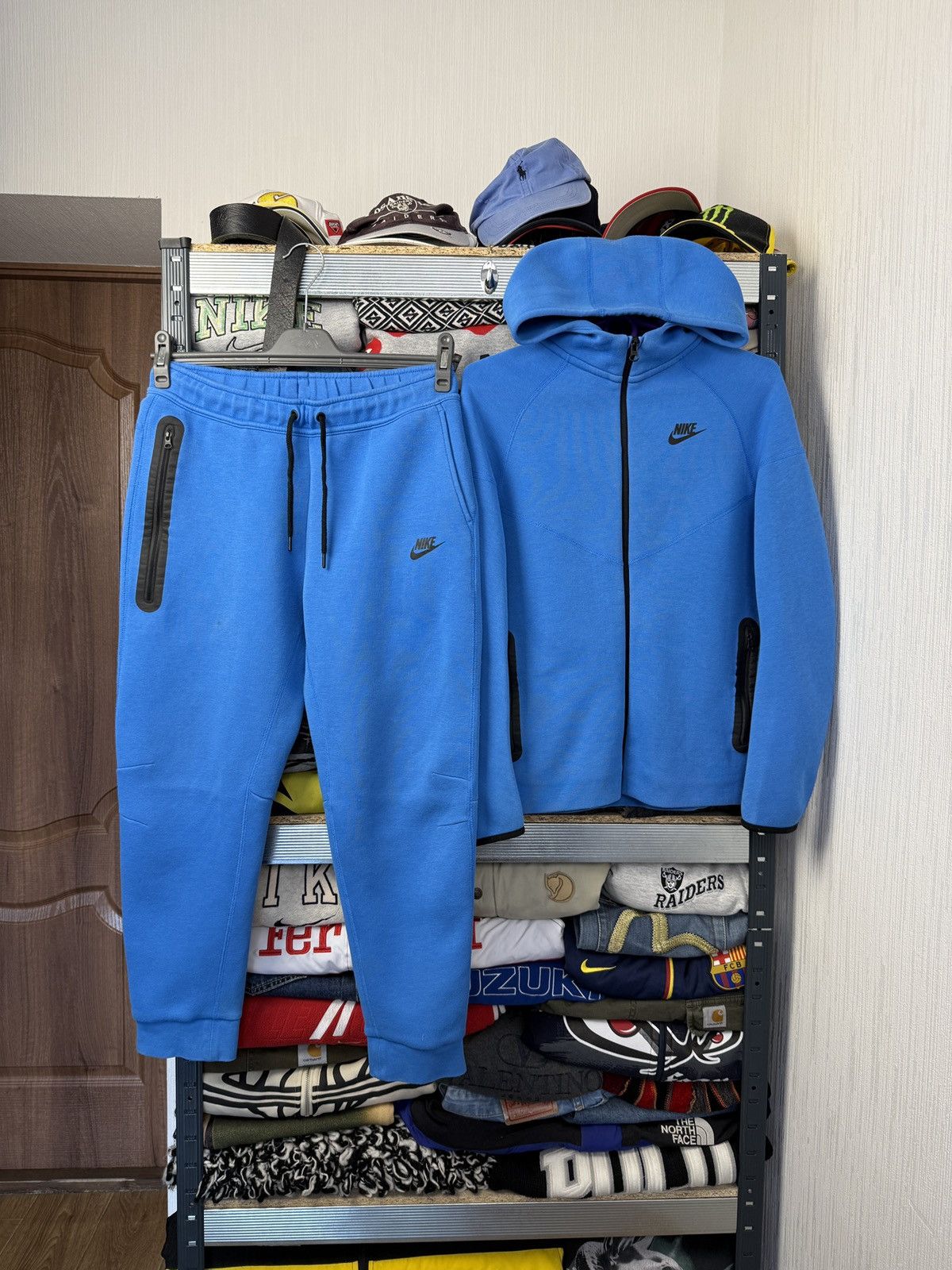 Nike Grey Nike Tech Fleece Suit Size US XS / EU 42 / 0 - 1 Thumbnail
