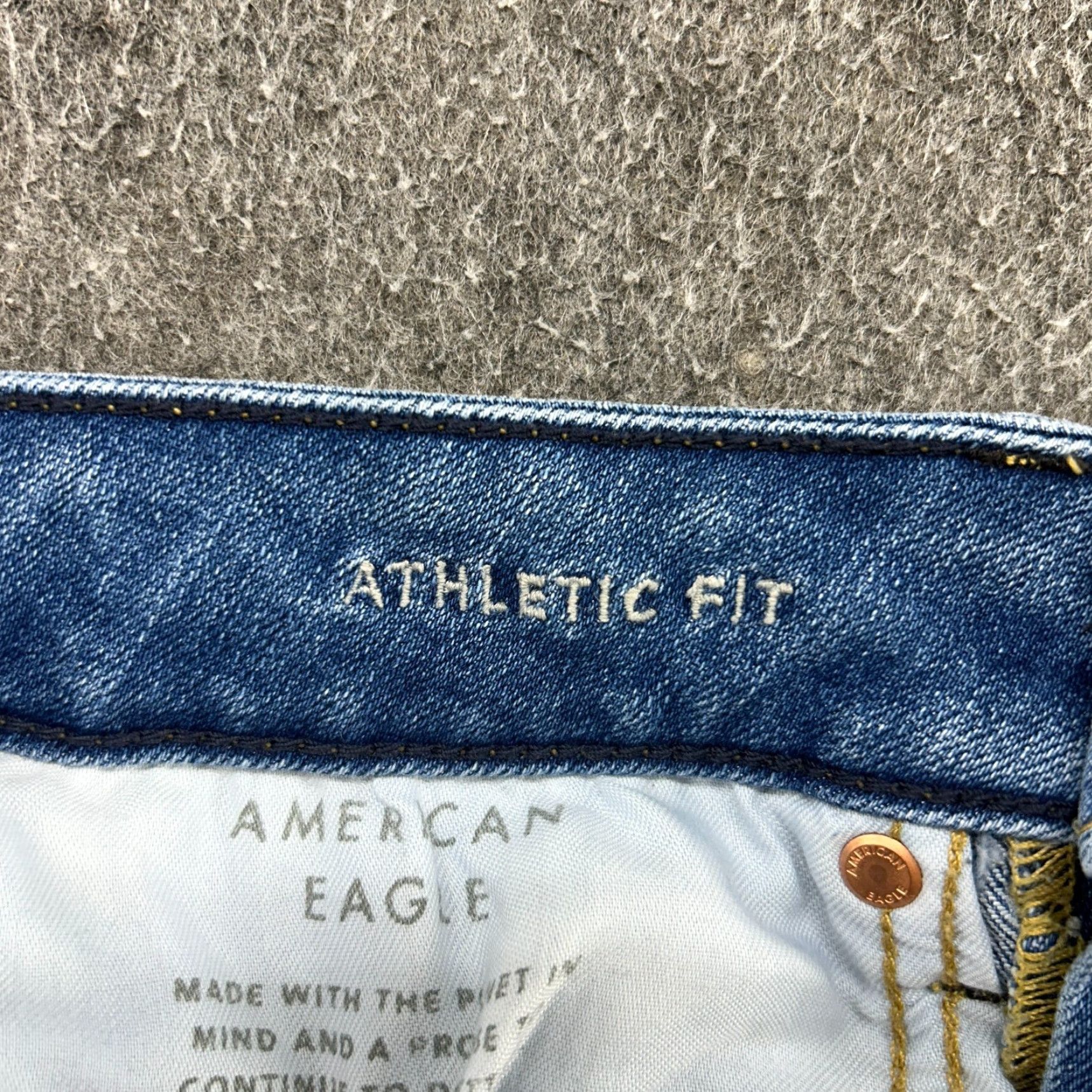American Eagle Outfitters American Eagle Jeans Men 29x30 Blue Light Wash Straight Leg Athletic Fit Airflex Denim 5-Pocket Size US 29 - 6 Thumbnail