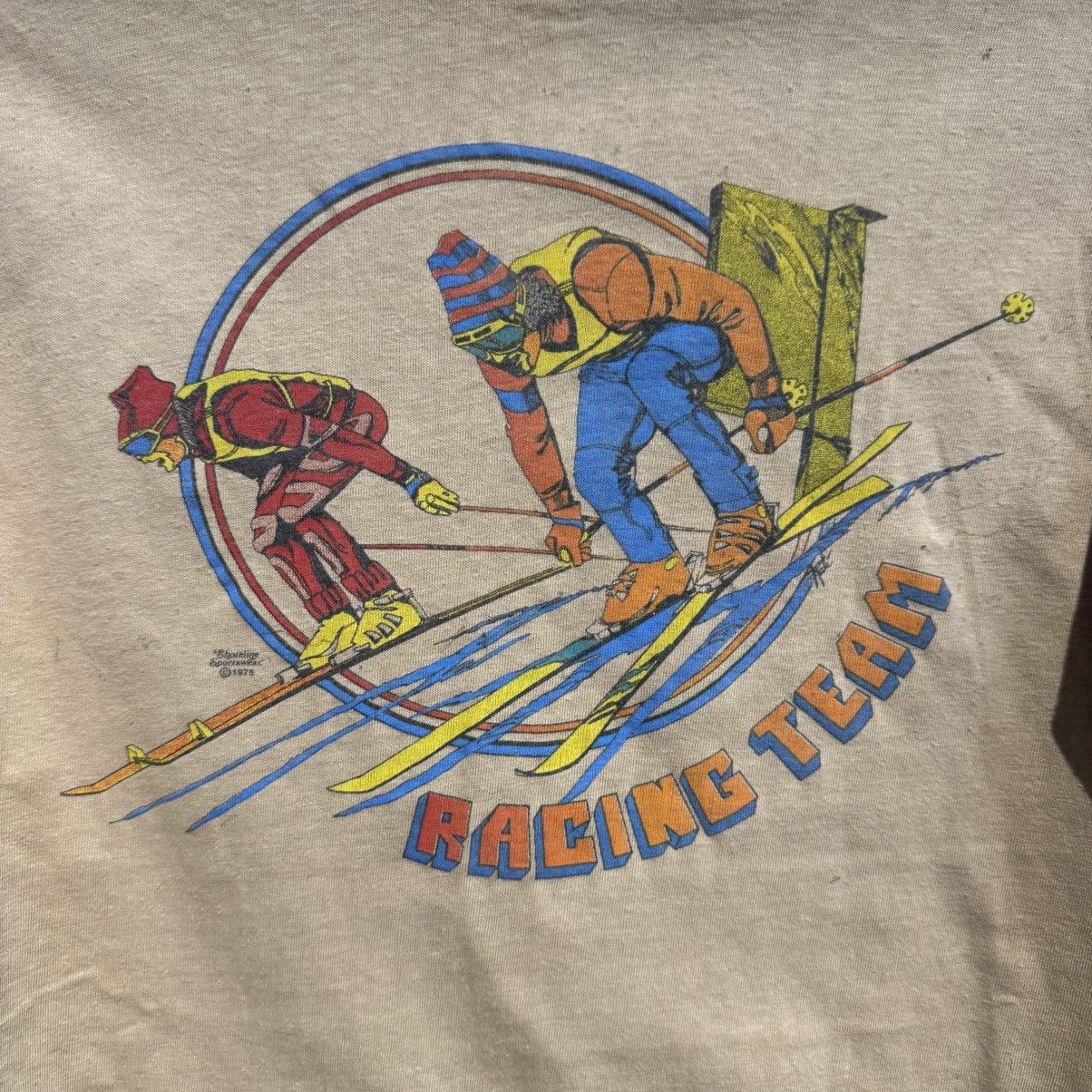 Other Vintage UCLA 1975 T-Shirt Long Sleeve - RACING TEAM Size US S / EU 44-46 / 1 - 4 Thumbnail