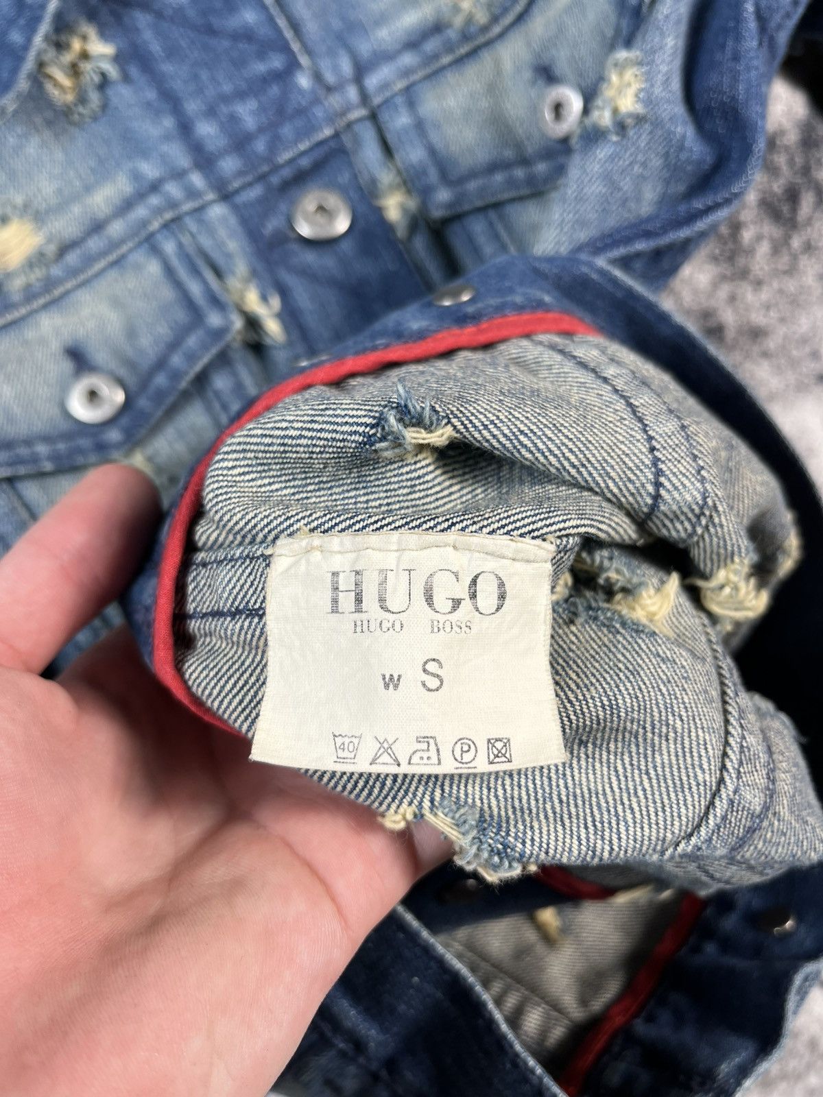Hugo Boss Hugo Boss Distressed Denim Jacket Women S Blue Size S / US 4 / IT 40 - 9 Thumbnail