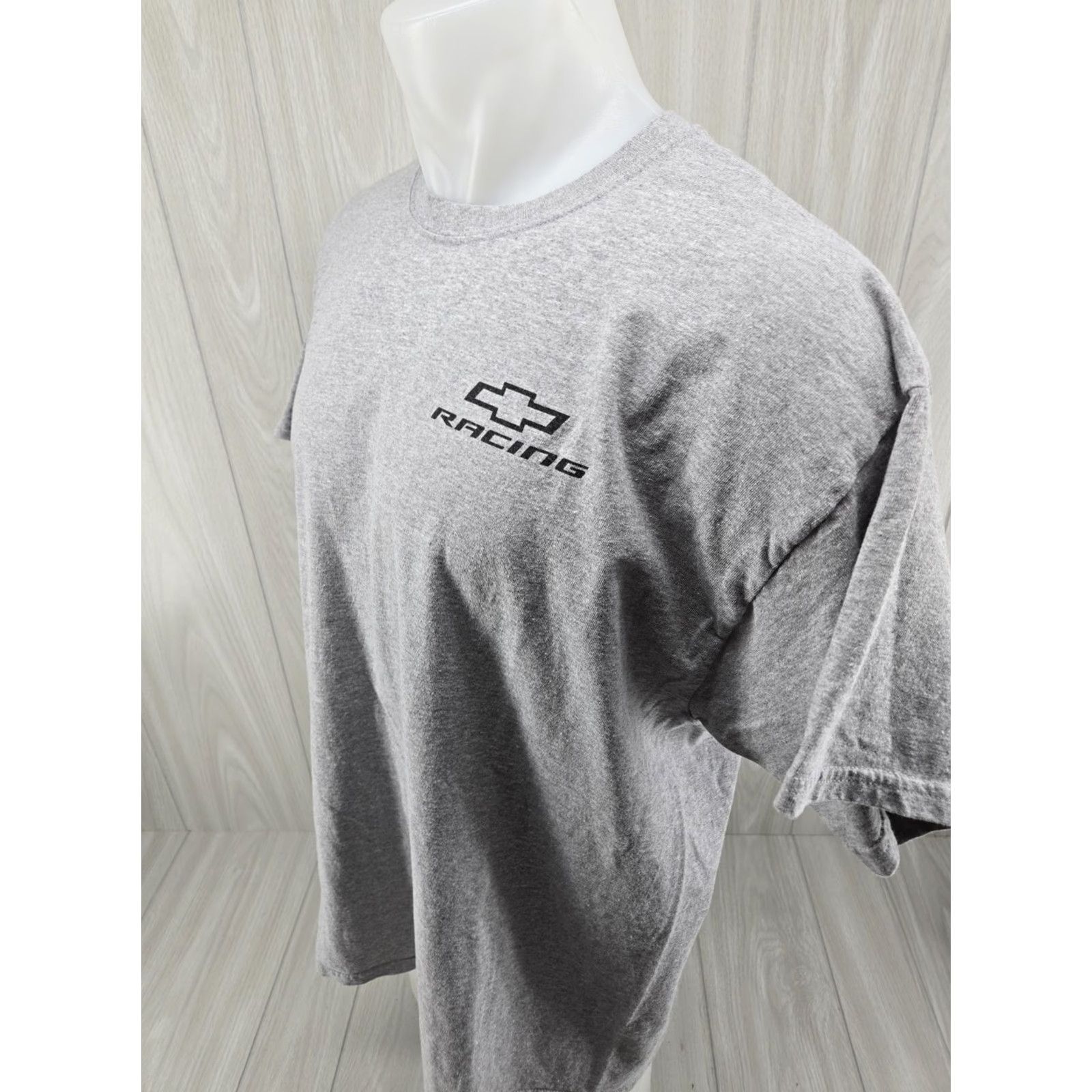 Gildan Chevy Racing Men's Graphic Tshirt Tee XL Gray Crew Neck Chevrolet Detroit Auto T-Shirt Size US XL / EU 56 / 4 - 5 Thumbnail