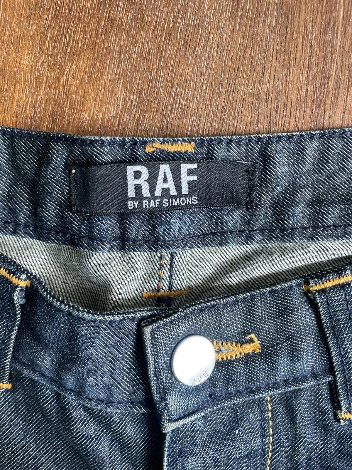 Raf by Raf Simons RAF by Raf Simons Heidi Style Circle Leather Logo Size US 33 - 4 Thumbnail