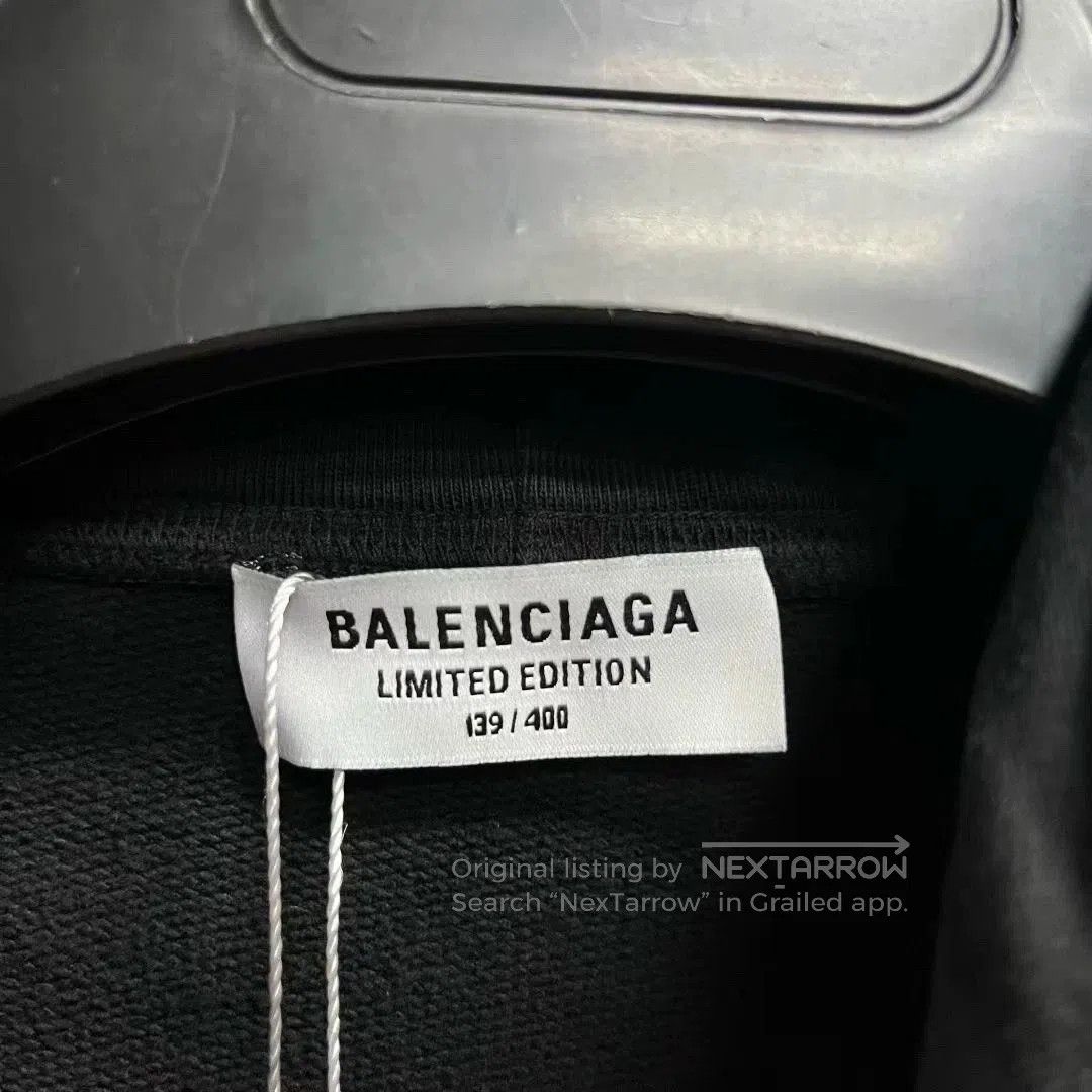 Balenciaga balenciaga black graphic oversized hoodie. Size US S / EU 44-46 / 1 - 5 Thumbnail