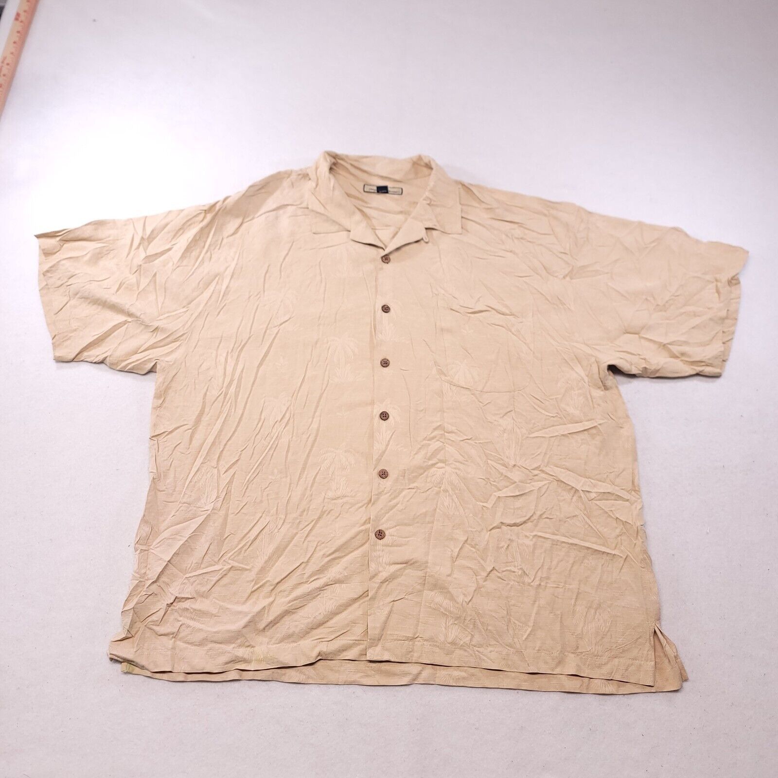 Tommy Bahama Tommy Bahama Casual Button Up Shirt Mens Size 2XL Beige Size US XXL / EU 58 / 5 - 2 Thumbnail