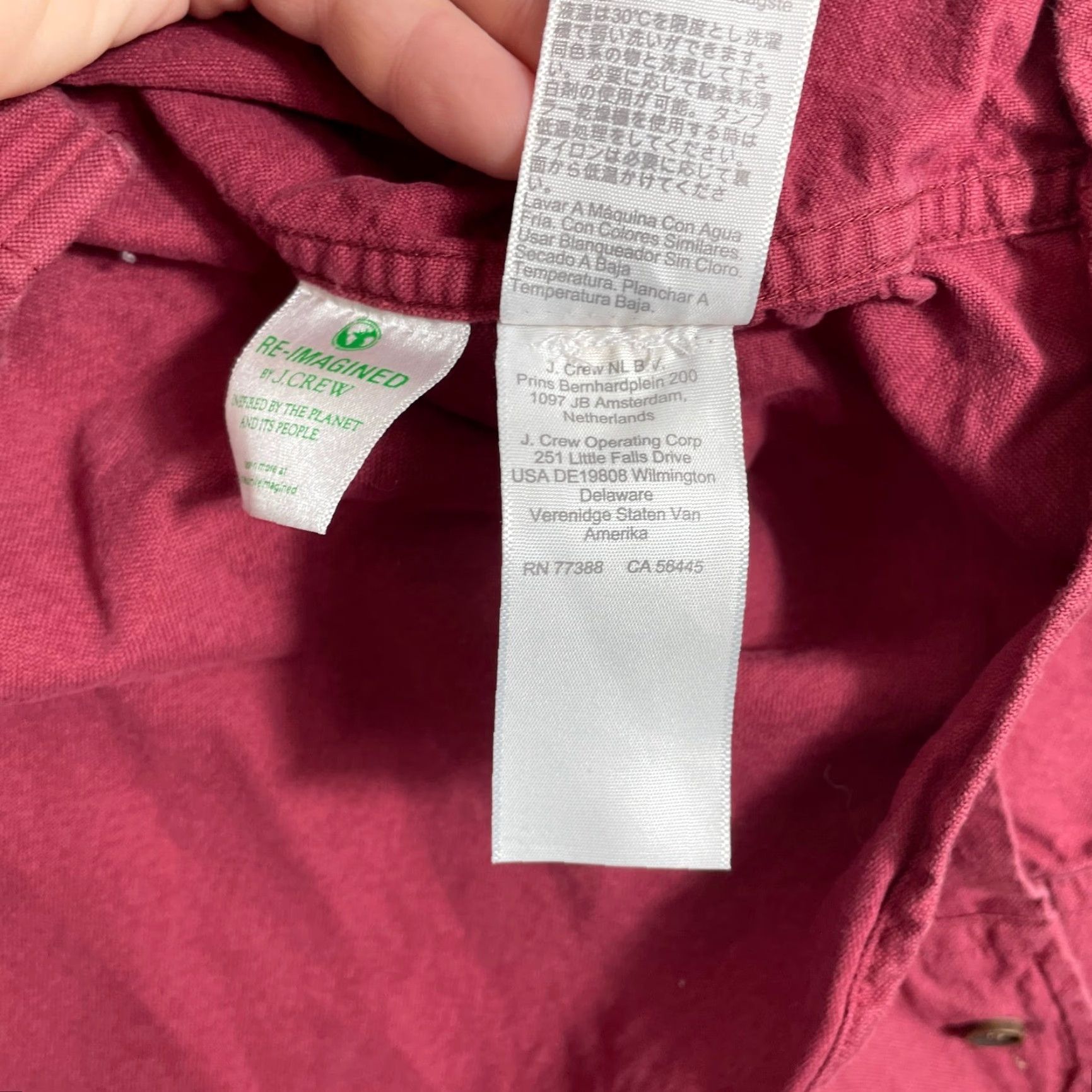 Vintage J Crew Shirt Mens XL Red Button-Down Slim Long Sleeve Casual Business Travel All Seasons Pockets Collared Button Up Shirt Size US XL / EU 56 / 4 - 5 Thumbnail