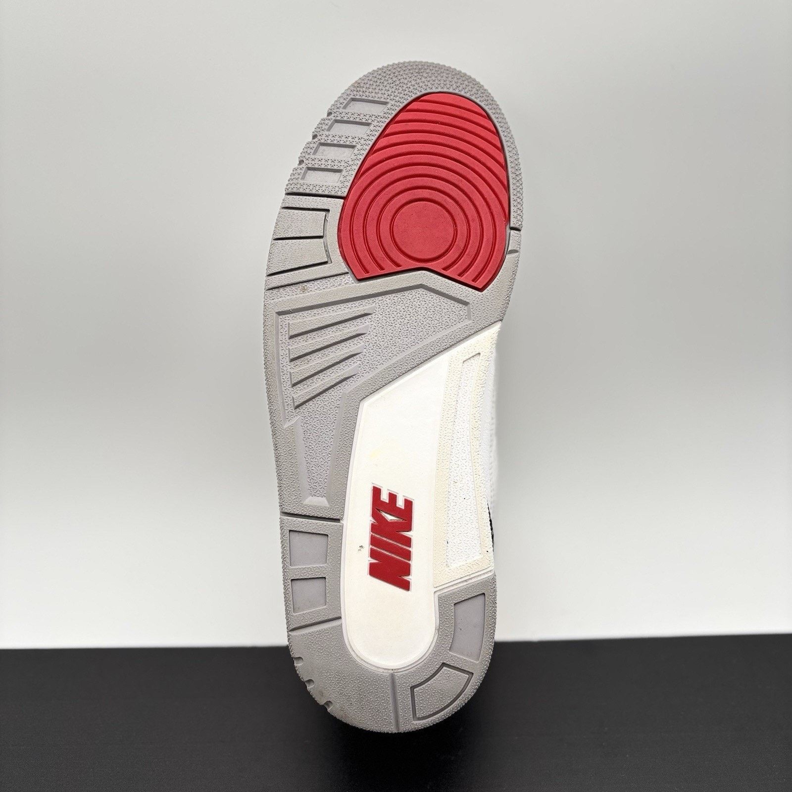 Jordan Brand Air Jordan 3 Retro Mid ' Fire Red ' | GREAT CONDITION! Size US 11.5 / EU 44-45 - 8 Thumbnail