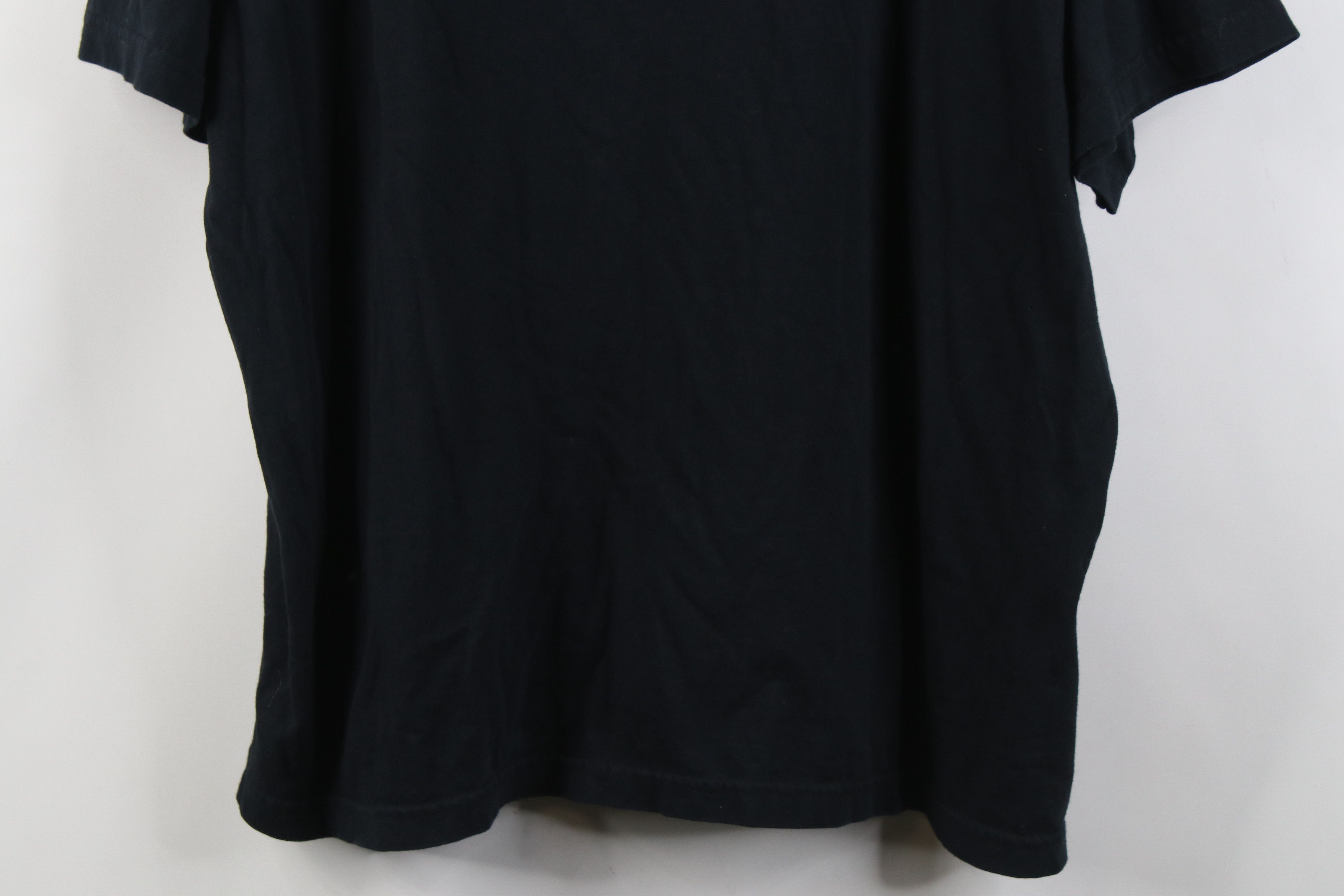 Vintage Vintage 90s Y2K Pistons Basketball Flaming Horse T-Shirt Size US XXL / EU 58 / 5 - 3 Thumbnail
