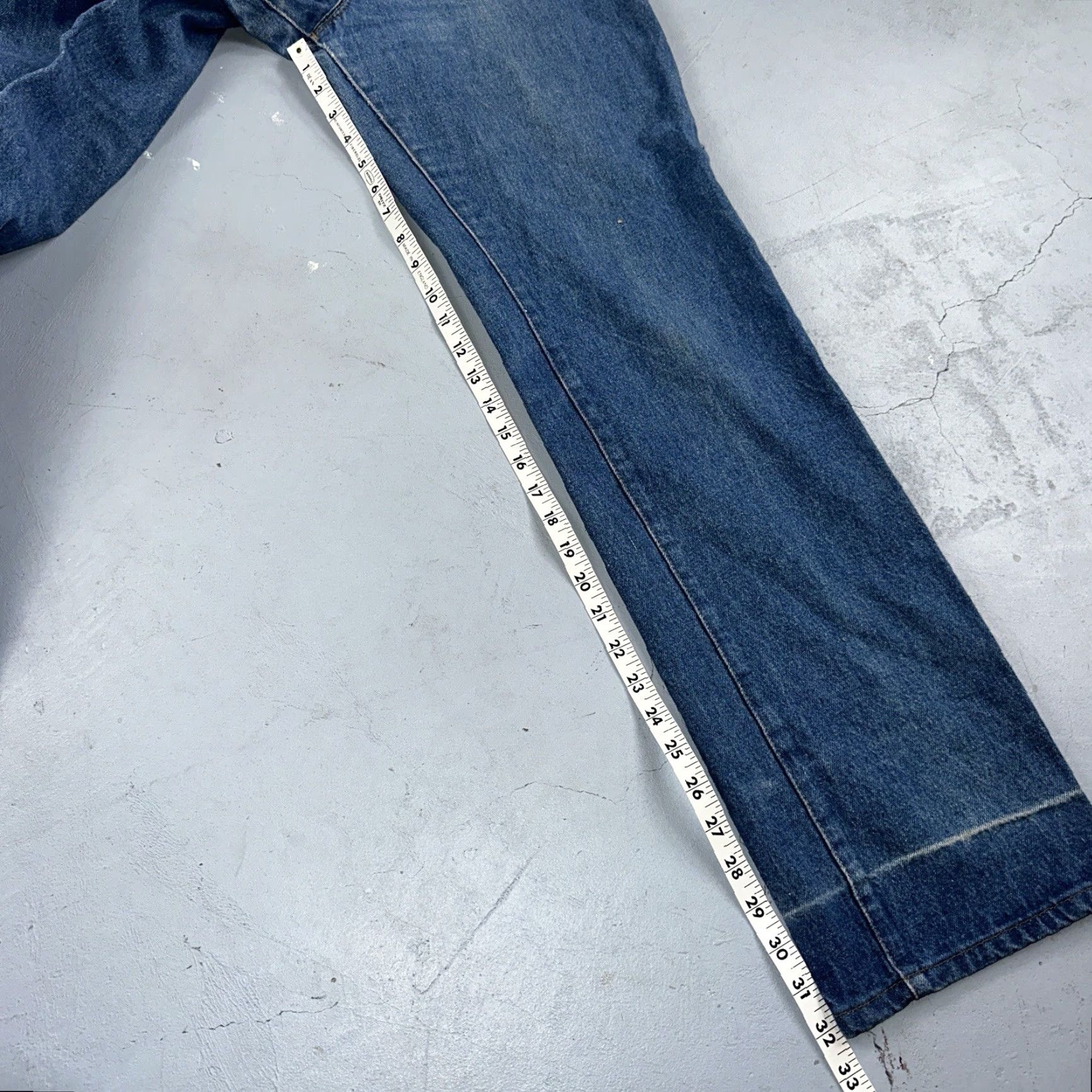 Levi's VINTAGE Levi's 501 Jeans 80s USA Straight Leg Blue Med Wash High Rise 29x32 Mens Size US 29 - 5 Thumbnail