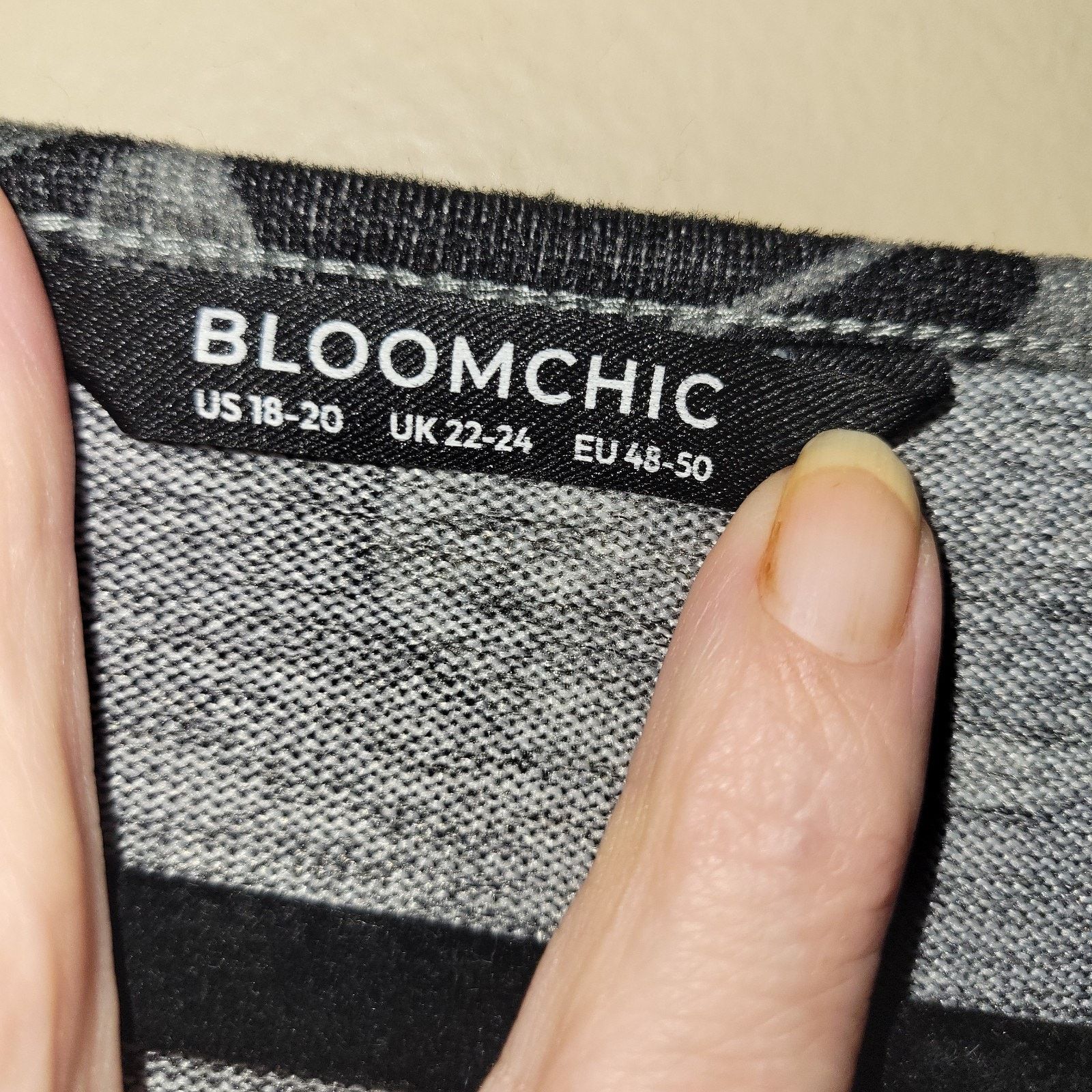 & Other Stories BloomChic 18-20 Floral Print Crochet Trim Top Black Gray Size XXL / US 16-18 / IT 52-54 - 5 Thumbnail