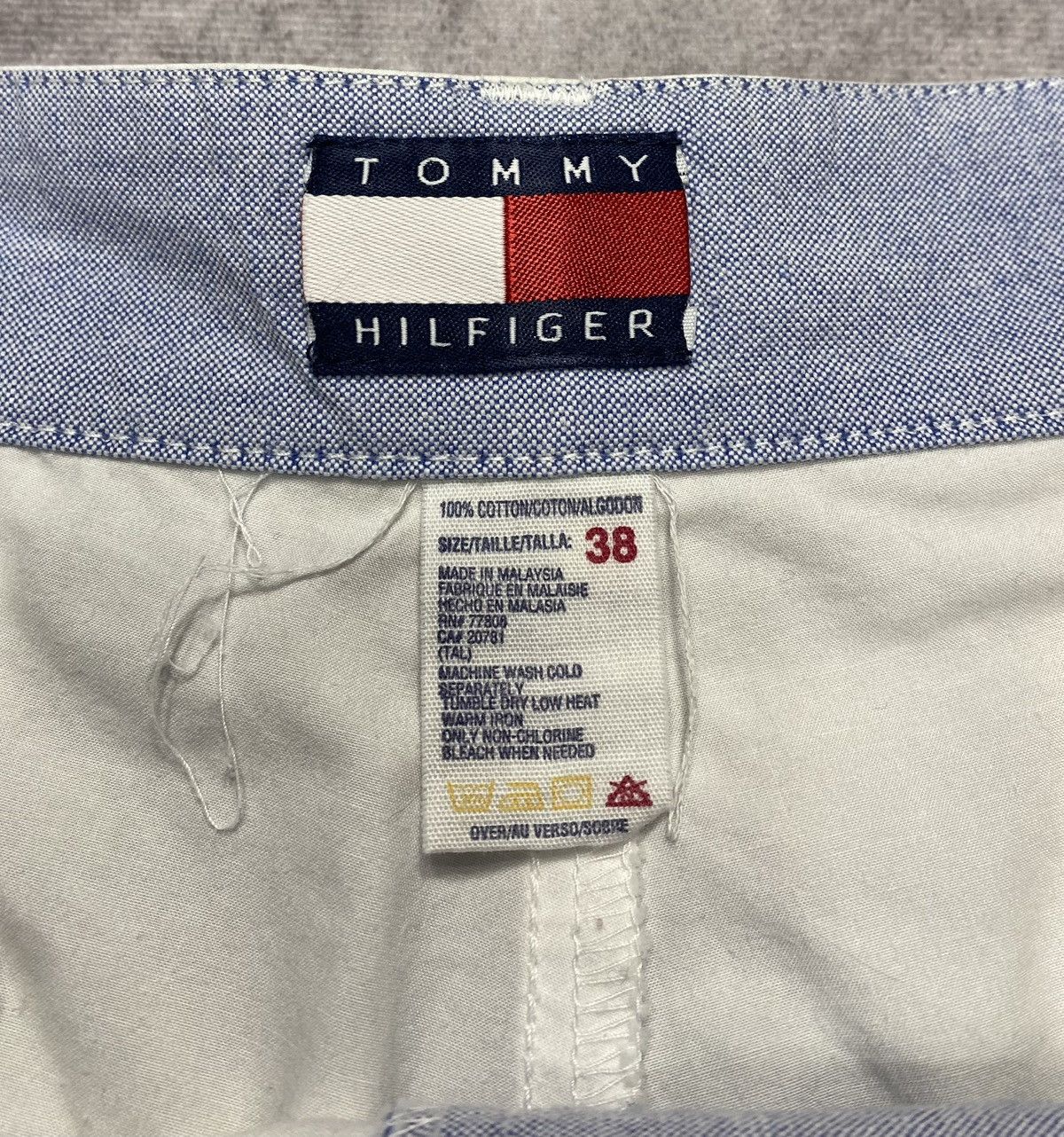 Tommy Hilfiger 90’s Vintage Tommy Hilfiger White Cotton Shorts Size US 38 / EU 54 - 3 Thumbnail