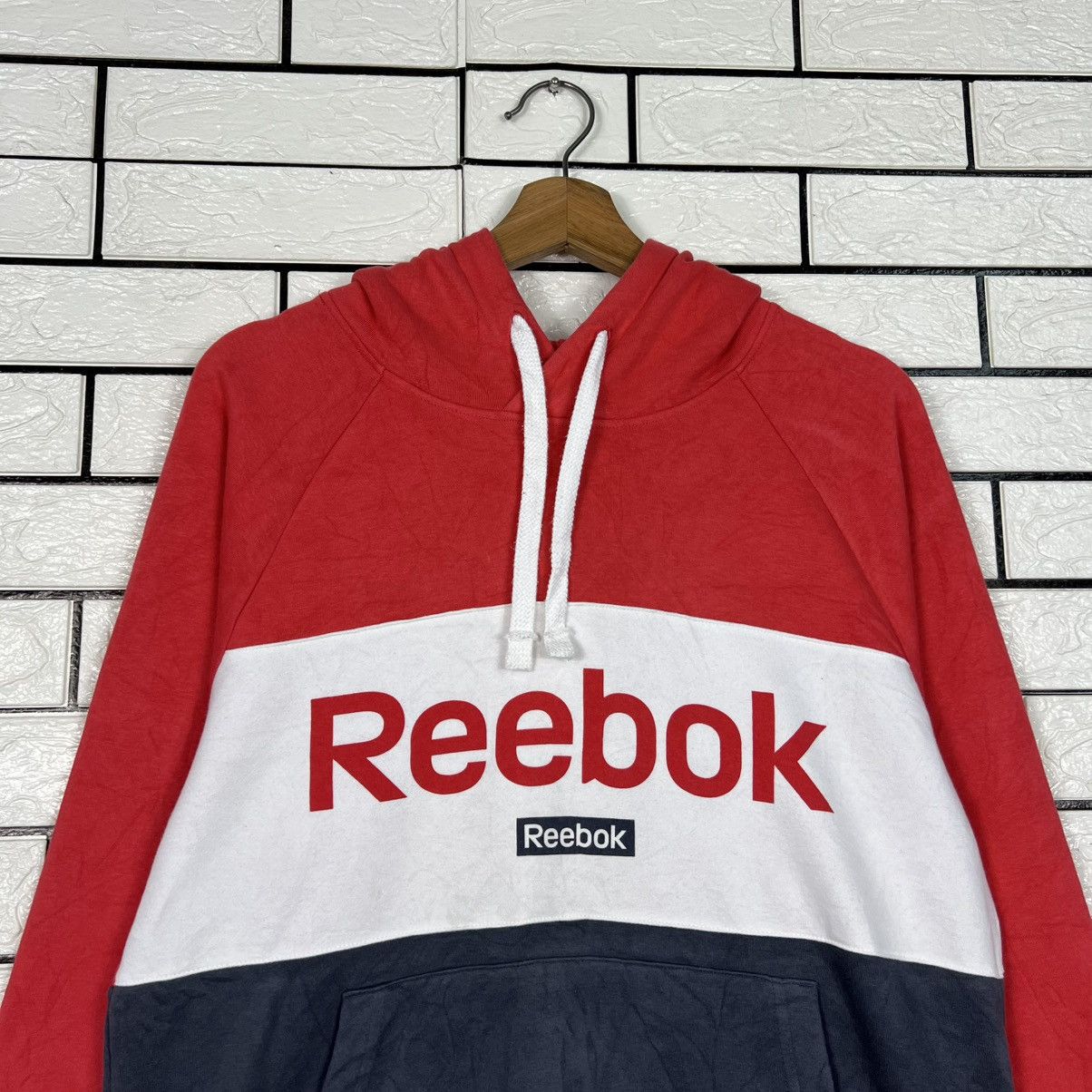 Reebok REEBOK Big Logo Colorblock Pullover Hoodies #4282-C195 Size US M / EU 48-50 / 2 - 9 Thumbnail