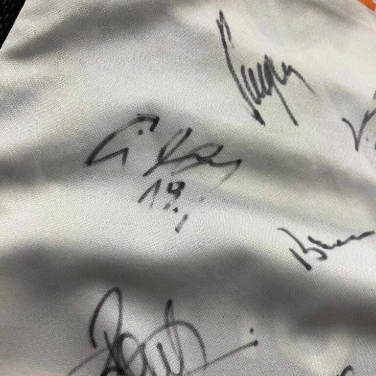 Erima TEAM SIGNED FC Superfund 2005-06 home football jersey L/XL Size US L / EU 52-54 / 3 - 12 Thumbnail