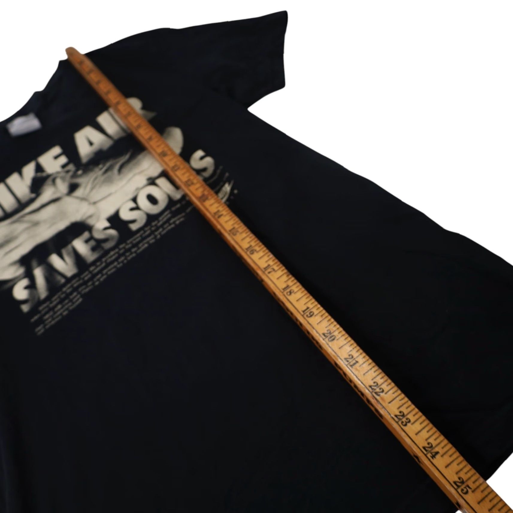 Nike VINTAGE Nike Air Saves Soles Graphic T Shirt Mens Small Black Size US S / EU 44-46 / 1 - 7 Thumbnail