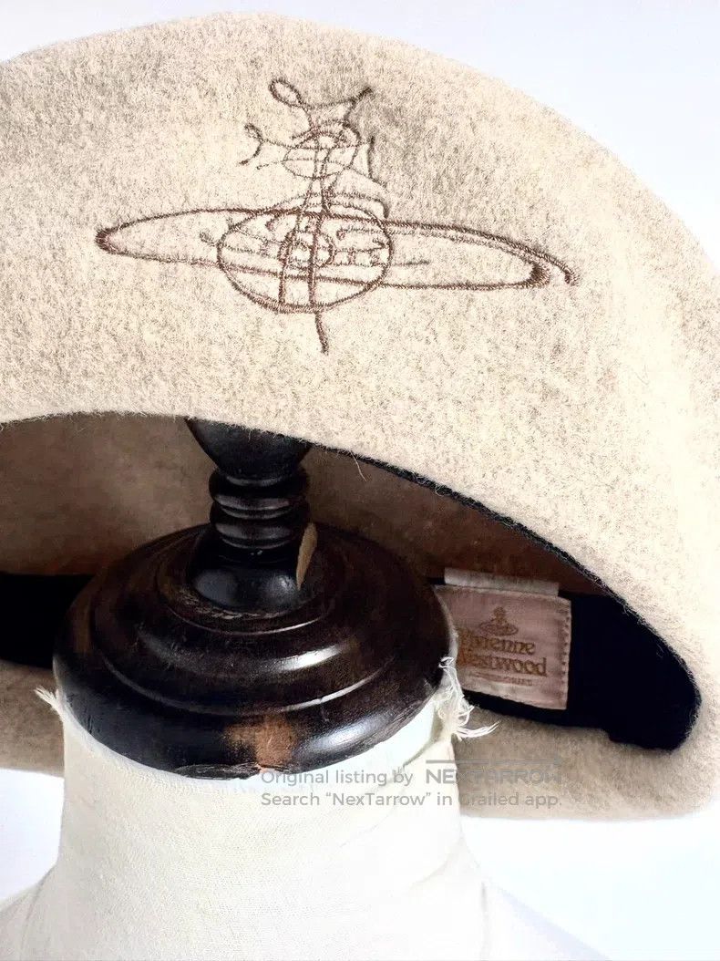 Vivienne Westwood Vivienne Westwood Big Saturn Embroidered Beige Beret Size ONE SIZE - 3 Thumbnail