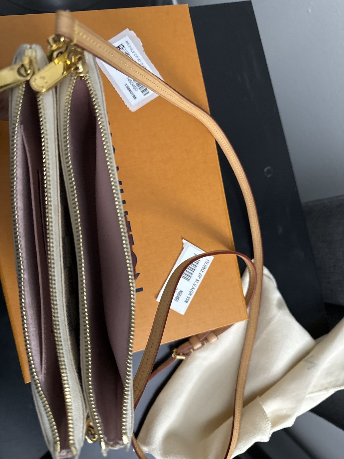 Louis Vuitton LV Double Zip Pochette Leather Convertible Clutch Size ONE SIZE - 5 Thumbnail