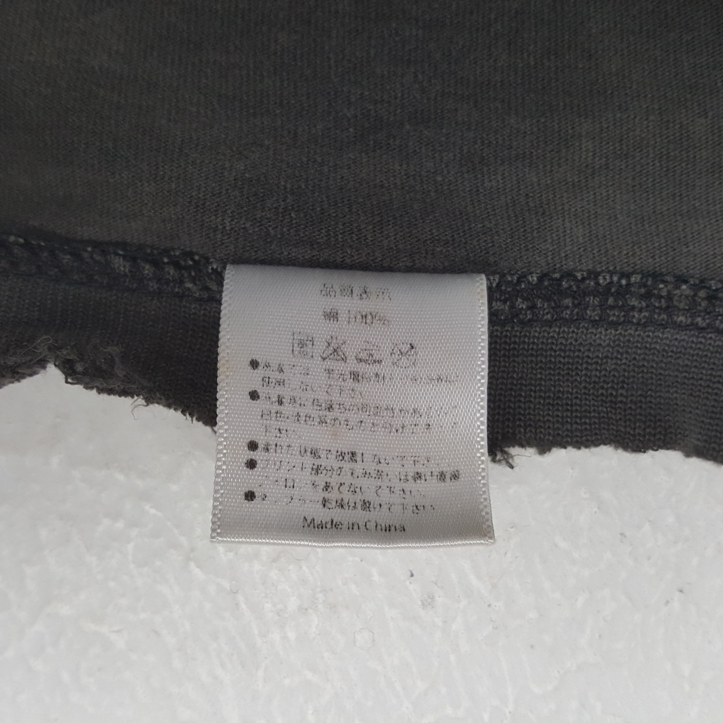Vintage Shiori Tamai Japanese Singer Music Tshirt RR16 Size US L / EU 52-54 / 3 - 5 Thumbnail