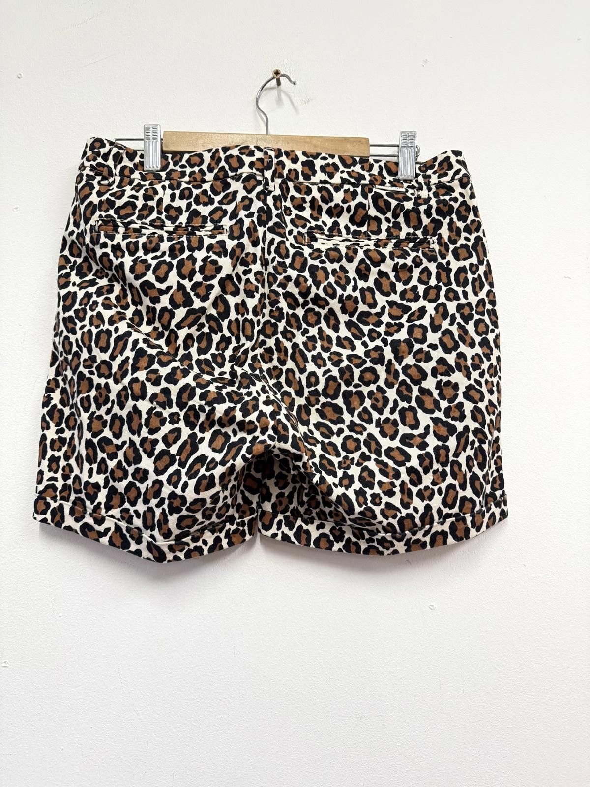 Scotch & Soda Scotch & Soda Leopard Print Chino Shorts Size 26 Size 26" / US 2 / IT 38 - 4 Thumbnail