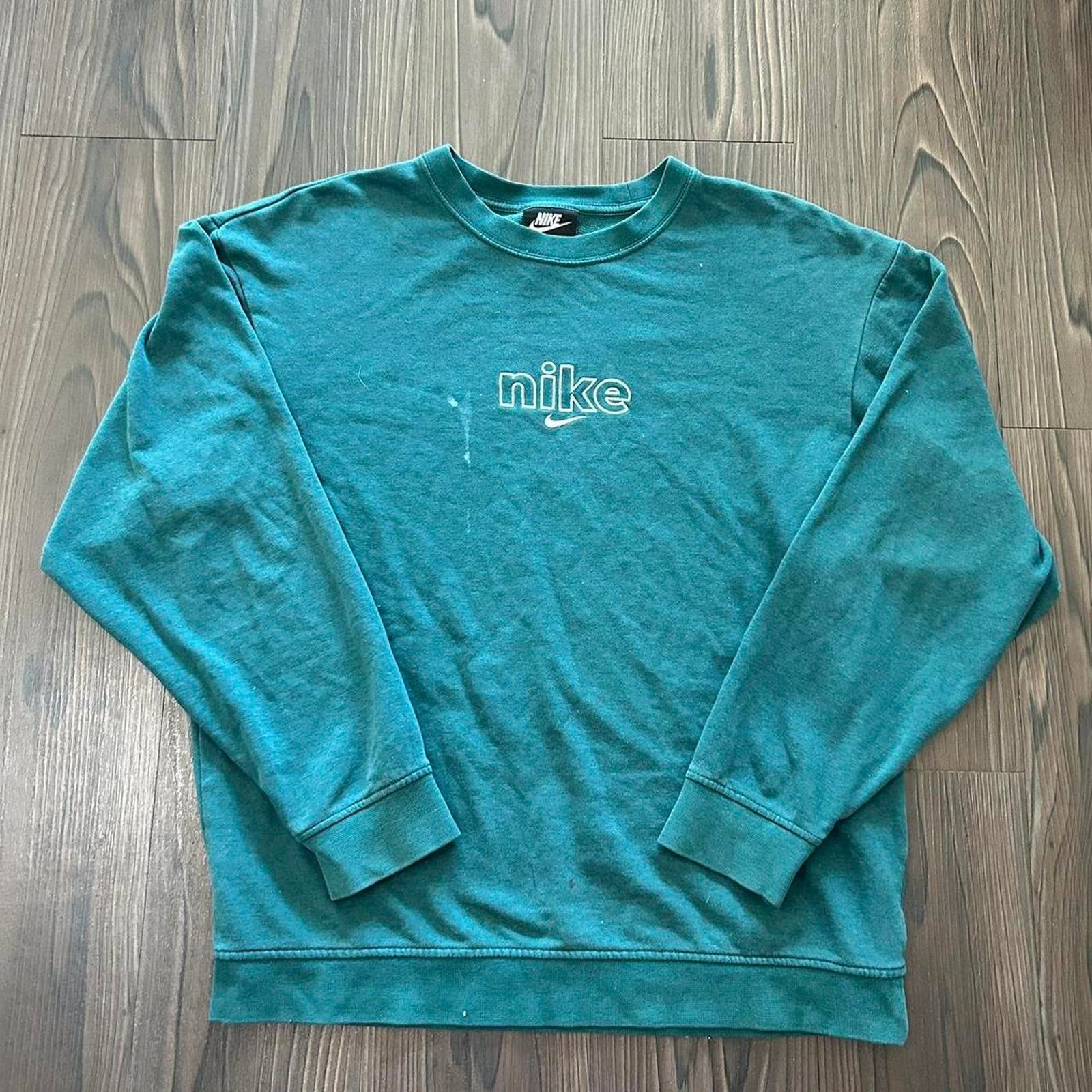 Nike Nike Embroidered Graphic Crewneck Size US S / EU 44-46 / 1 - 1 Thumbnail