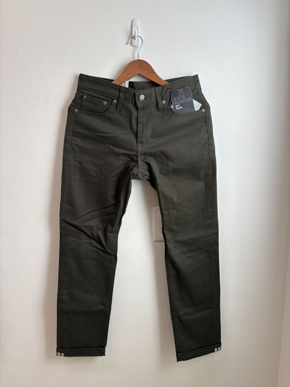 Levi's Levi’s Premium 511 Slim Commuter Chino Size US 30 / EU 46 - 1 Thumbnail